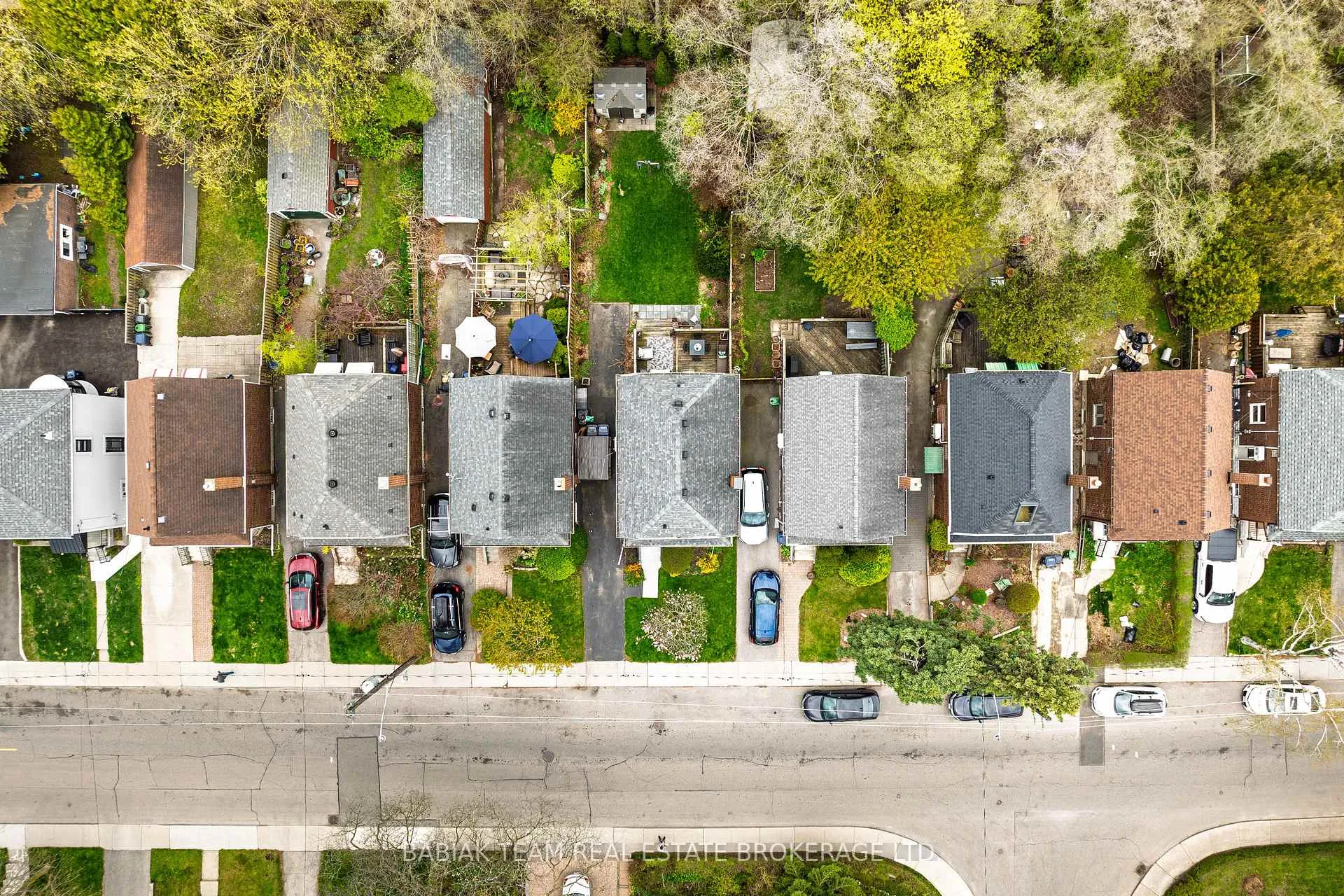 Photo 40 of 16 Coe Hill Drive, Toronto, High Park-Swansea — HOMEH