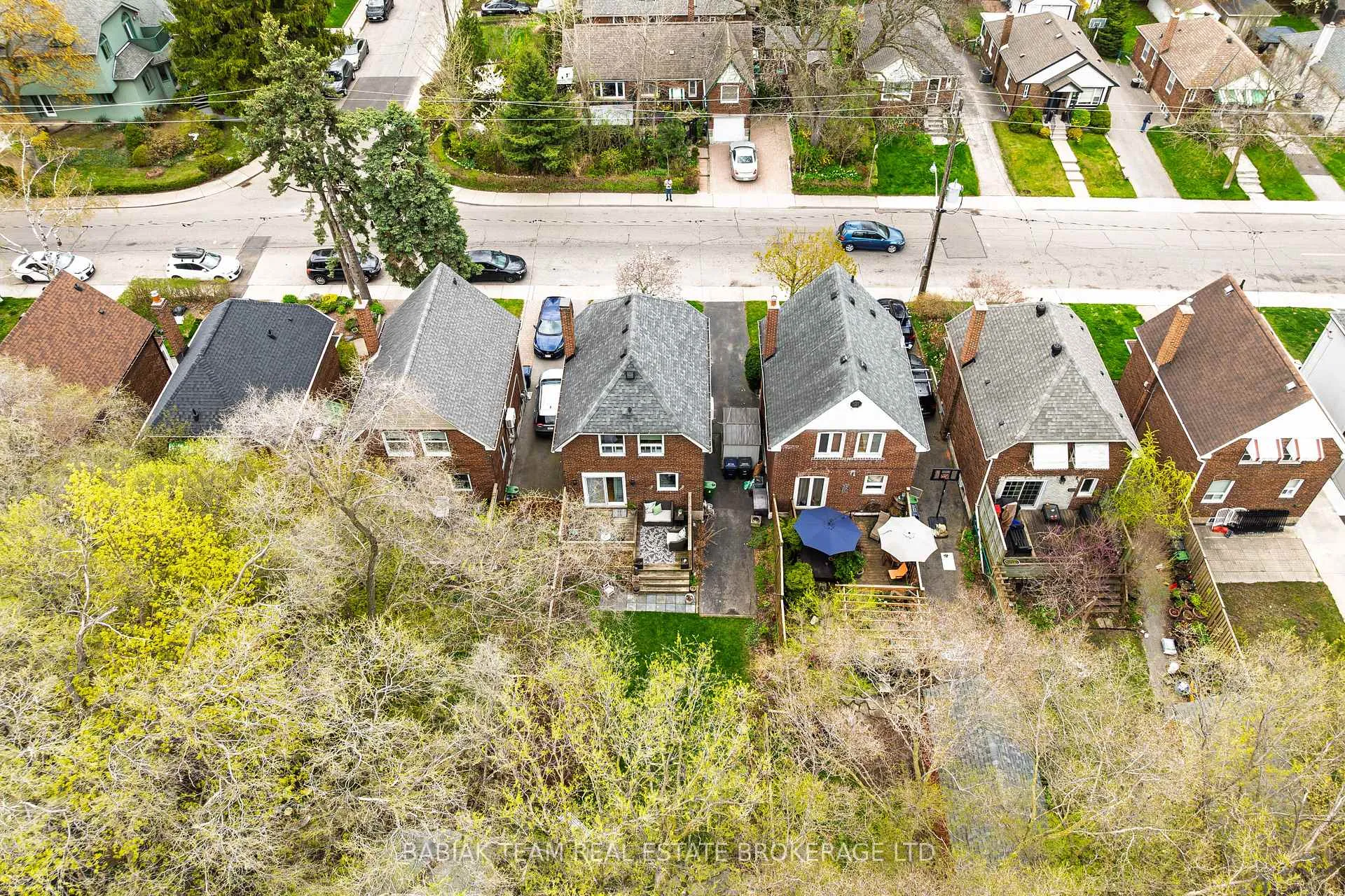 Photo 41 of 16 Coe Hill Drive, Toronto, High Park-Swansea — HOMEH