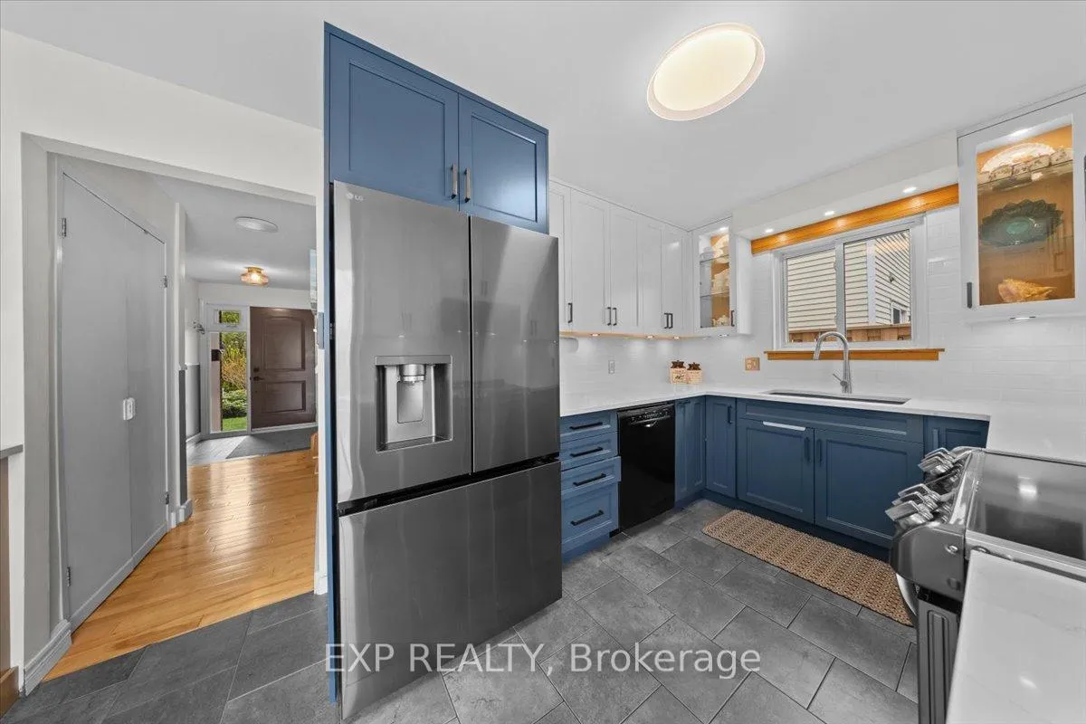 Photo 10 of 1073 St Germain Crescent, Ottawa, Convent Glen North — HOMEH