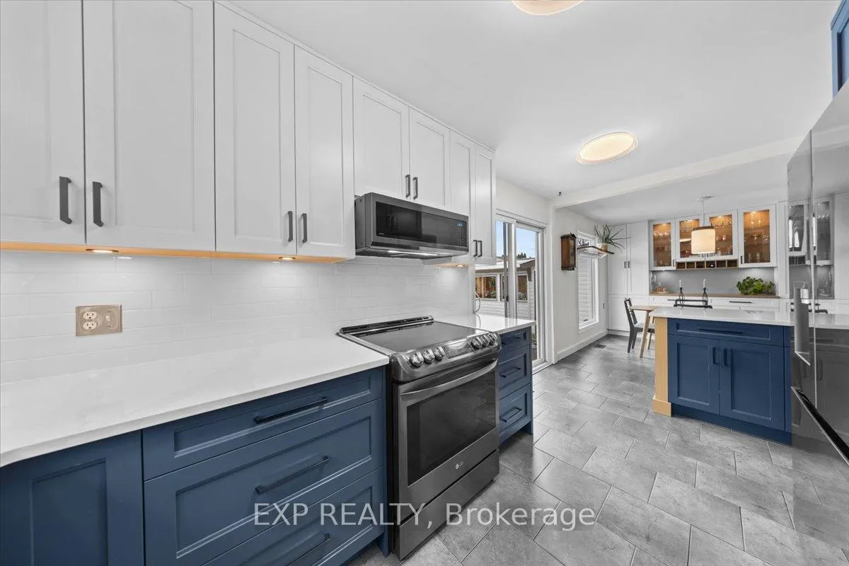 Photo 12 of 1073 St Germain Crescent, Ottawa, Convent Glen North — HOMEH