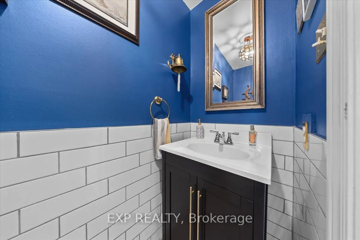 Photo 14 of 1073 St Germain Crescent, Ottawa, Convent Glen North — HOMEH