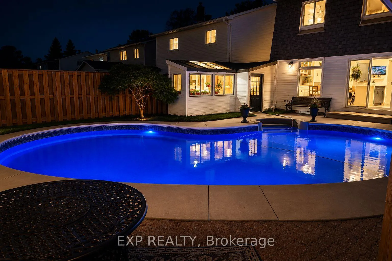 Photo 36 of 1073 St Germain Crescent, Ottawa, Convent Glen North — HOMEH