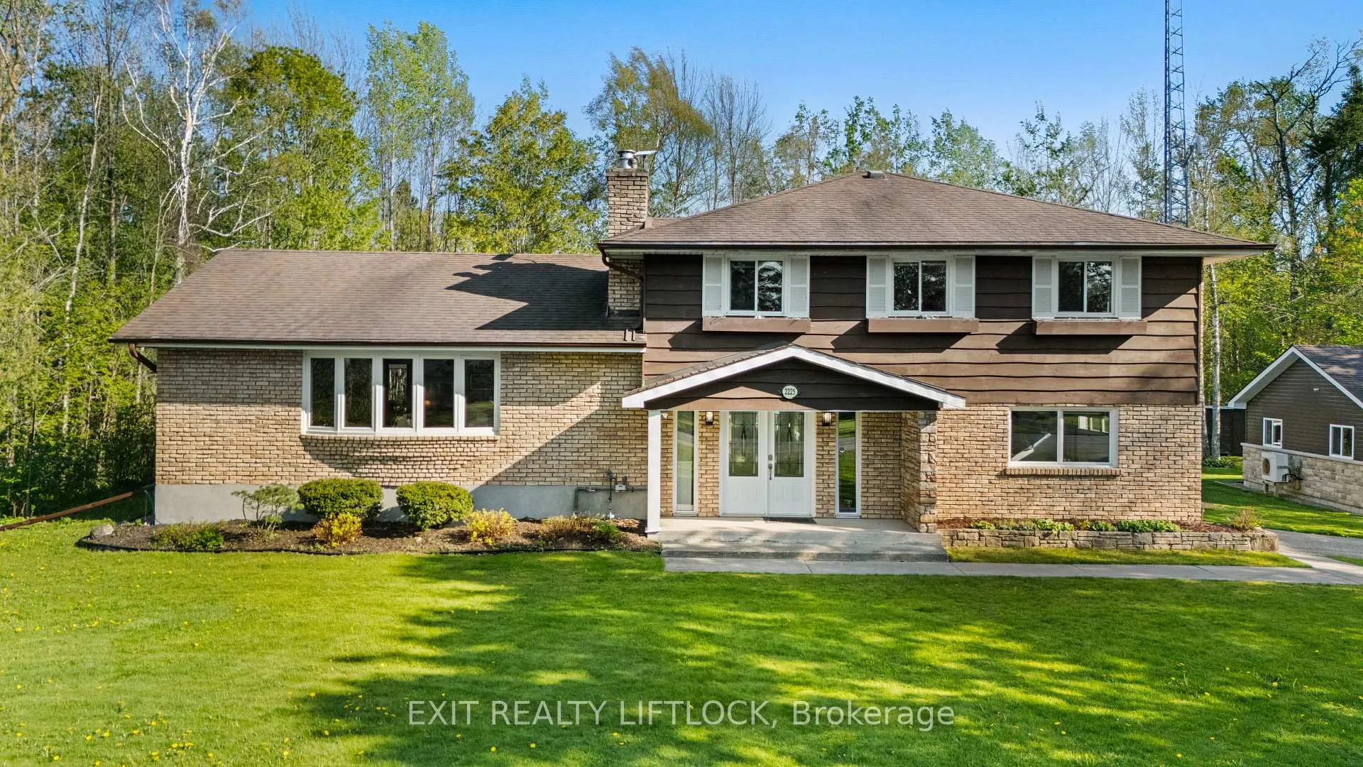 Photo 1 of 2225 Parkhill Road W, Cavan Monaghan, Cavan-Monaghan — HOMEH