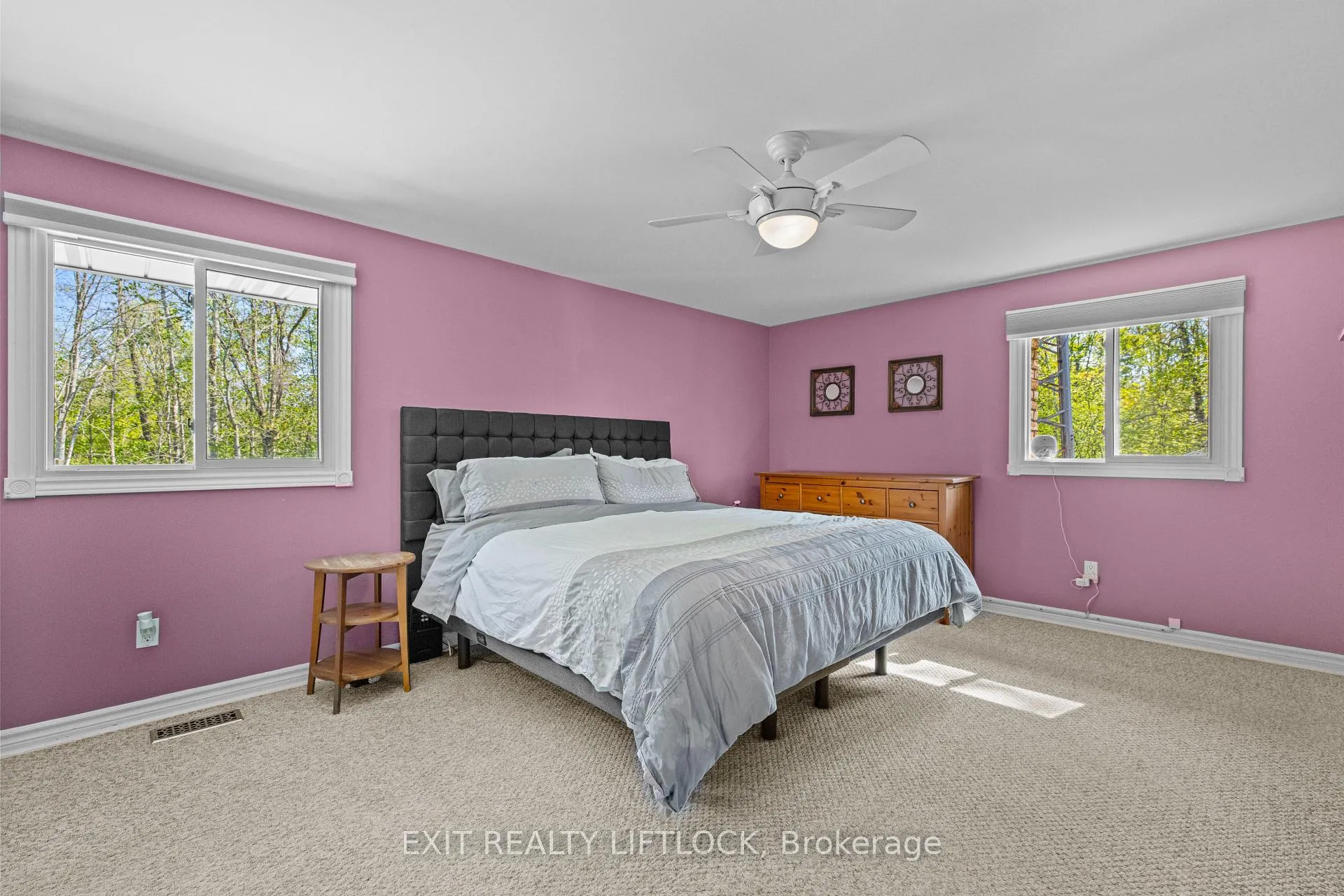 Photo 27 of 2225 Parkhill Road W, Cavan Monaghan, Cavan-Monaghan — HOMEH