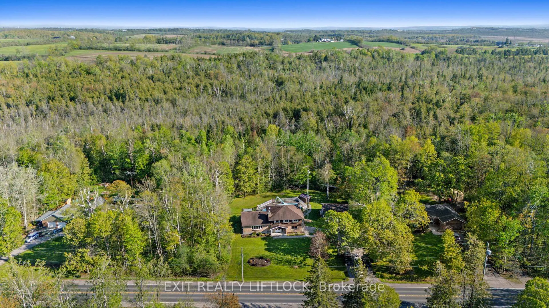 Photo 37 of 2225 Parkhill Road W, Cavan Monaghan, Cavan-Monaghan — HOMEH