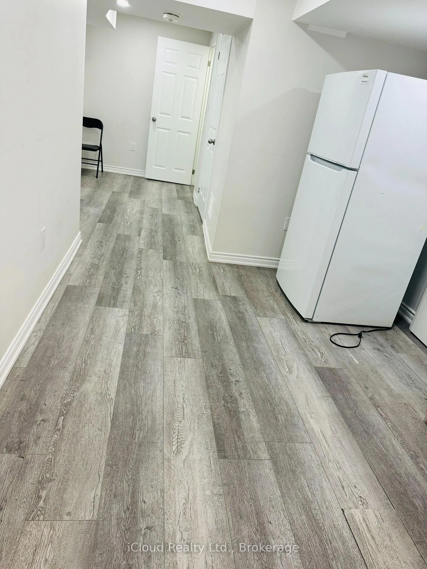 Photo 2 of 42 Williamson Drive, Brampton, Fletcher's Meadow — HOMEH