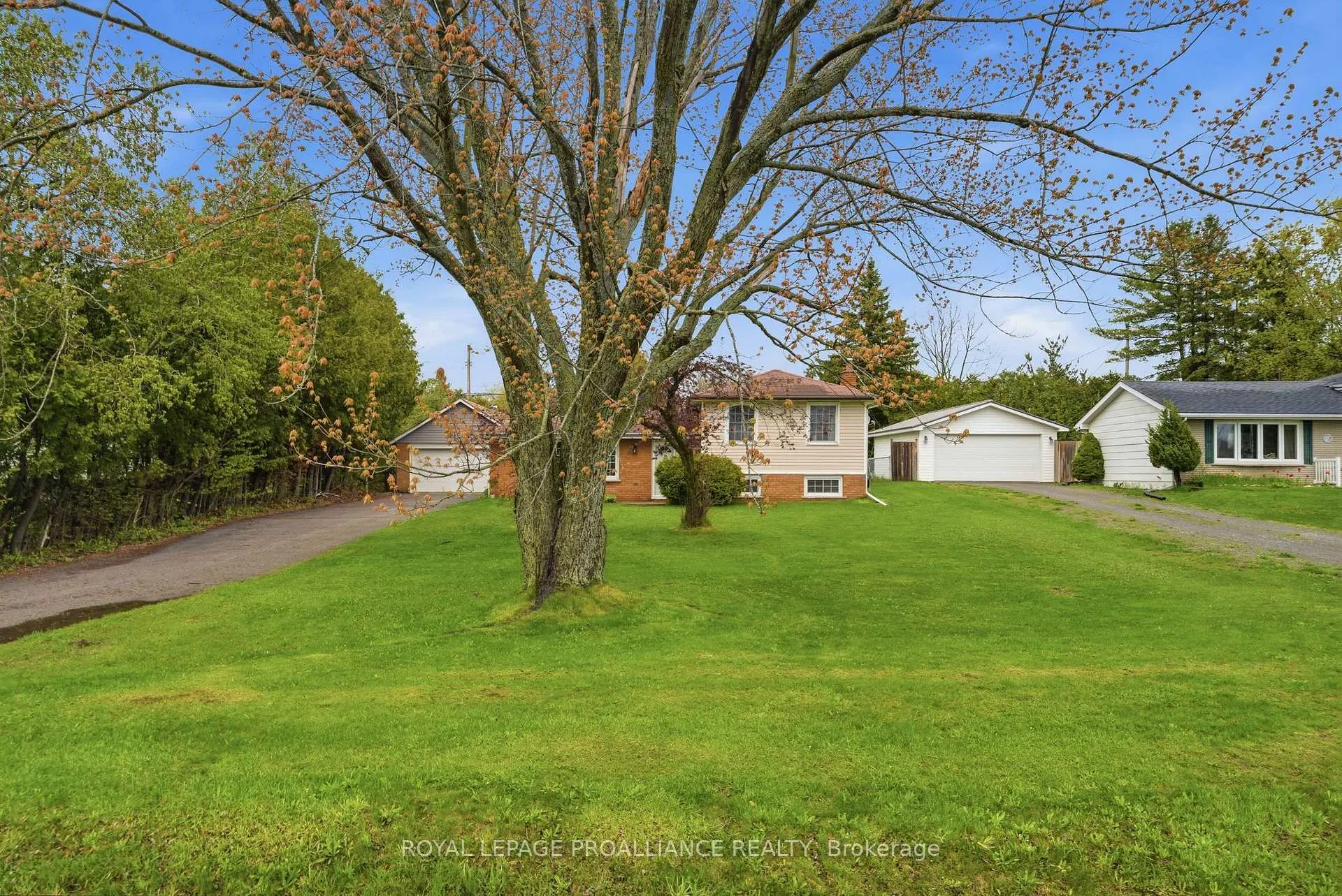 Photo 1 of 584 Whites Road, Quinte West, Sidney Ward — HOMEH
