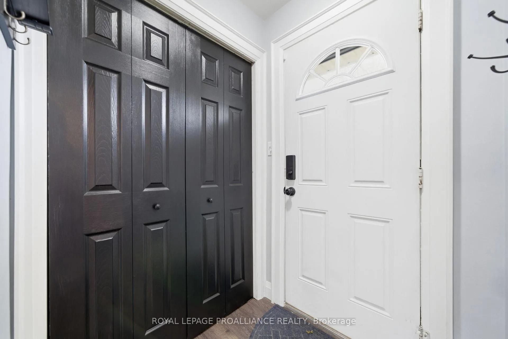 Photo 6 of 584 Whites Road, Quinte West, Sidney Ward — HOMEH