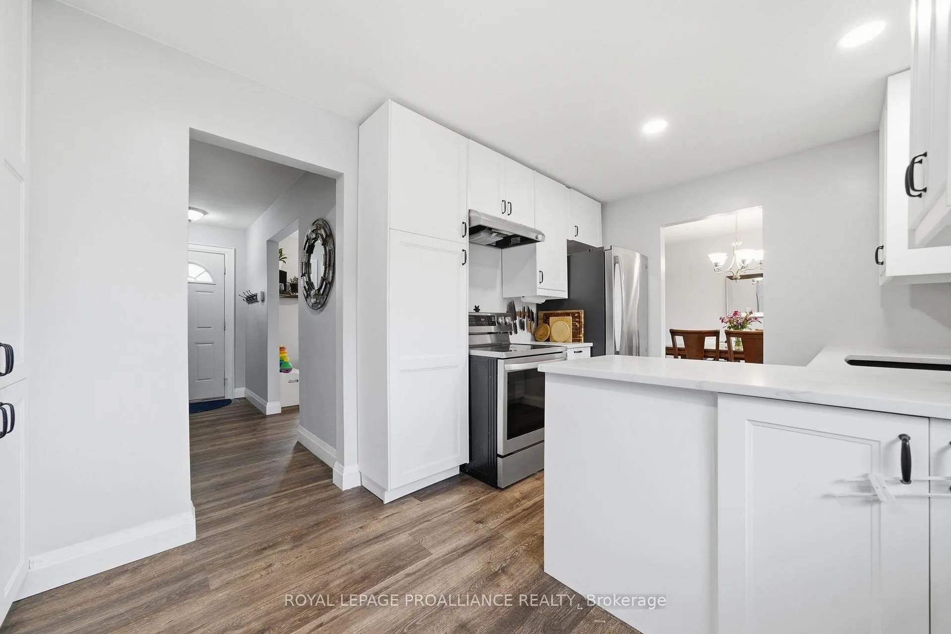 Photo 18 of 584 Whites Road, Quinte West, Sidney Ward — HOMEH