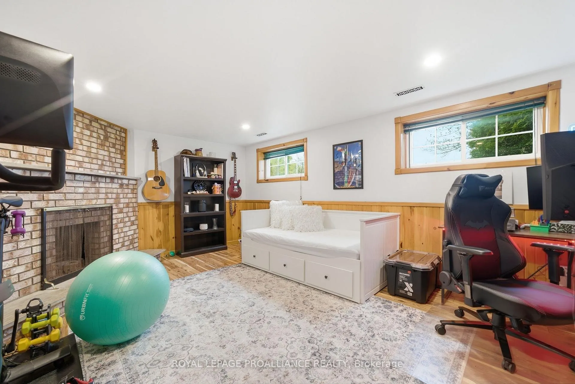 Photo 28 of 584 Whites Road, Quinte West, Sidney Ward — HOMEH