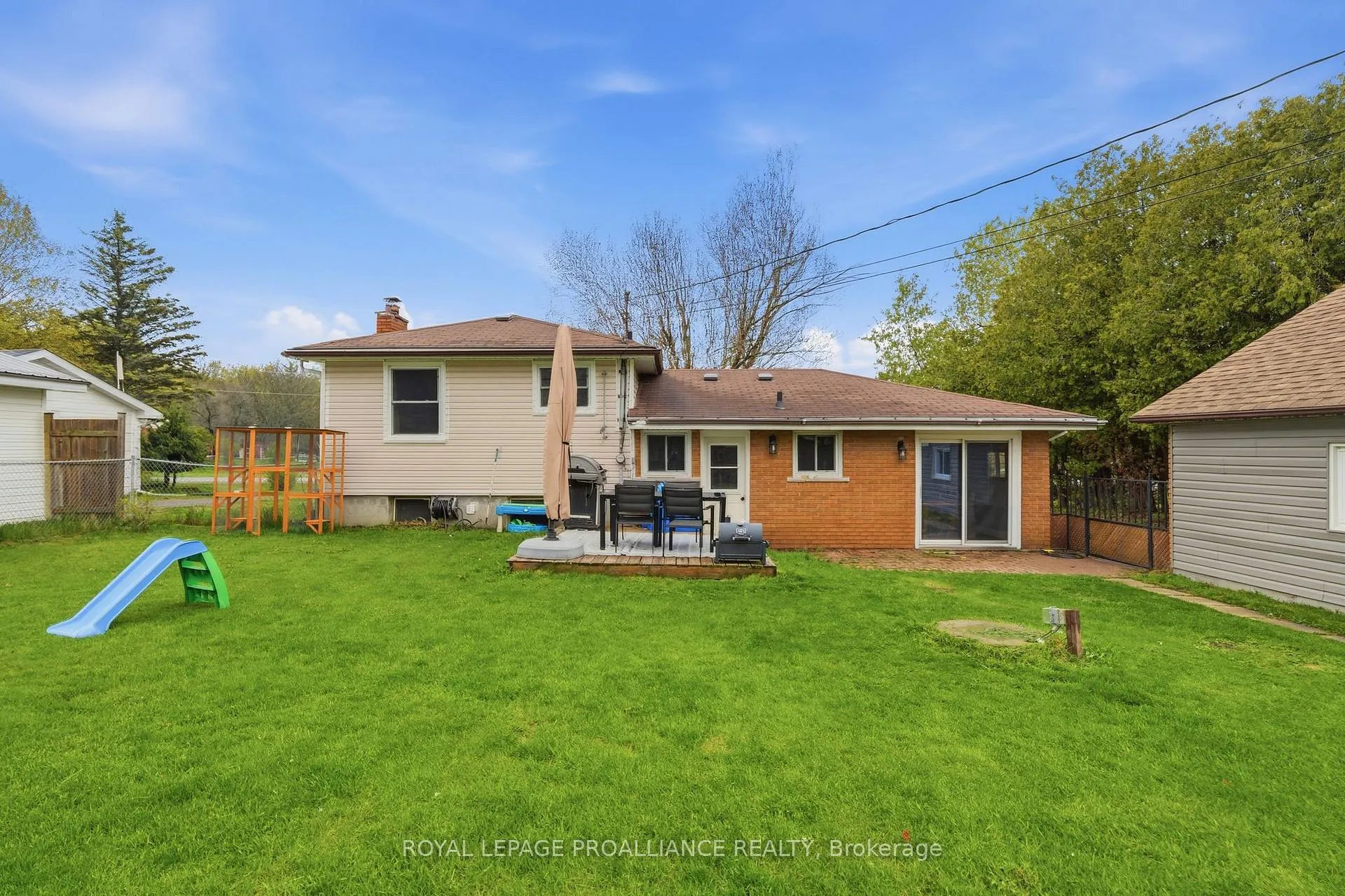 Photo 35 of 584 Whites Road, Quinte West, Sidney Ward — HOMEH