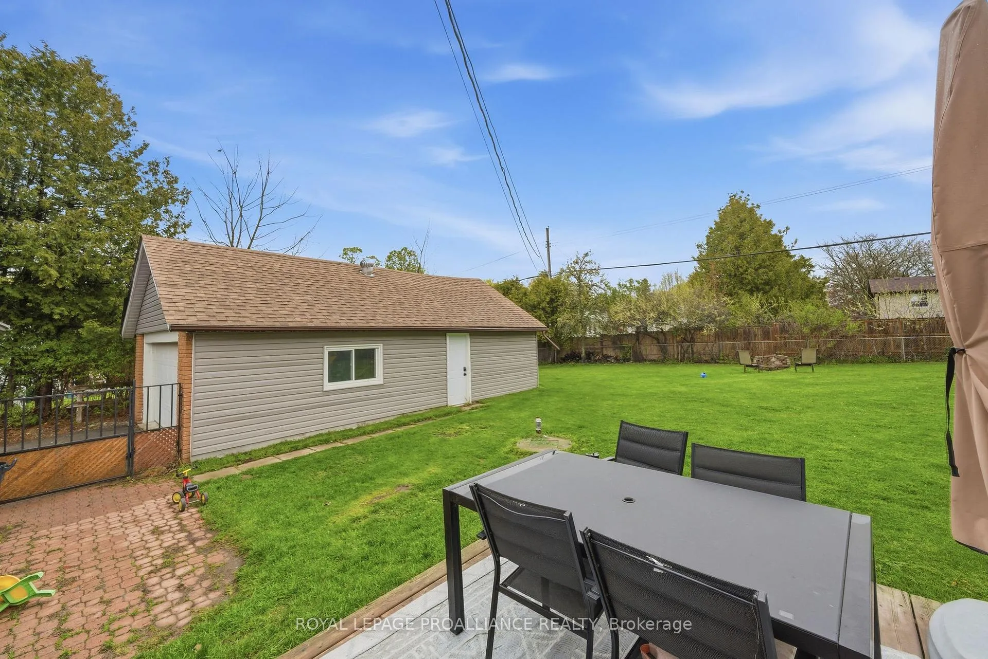 Photo 40 of 584 Whites Road, Quinte West, Sidney Ward — HOMEH