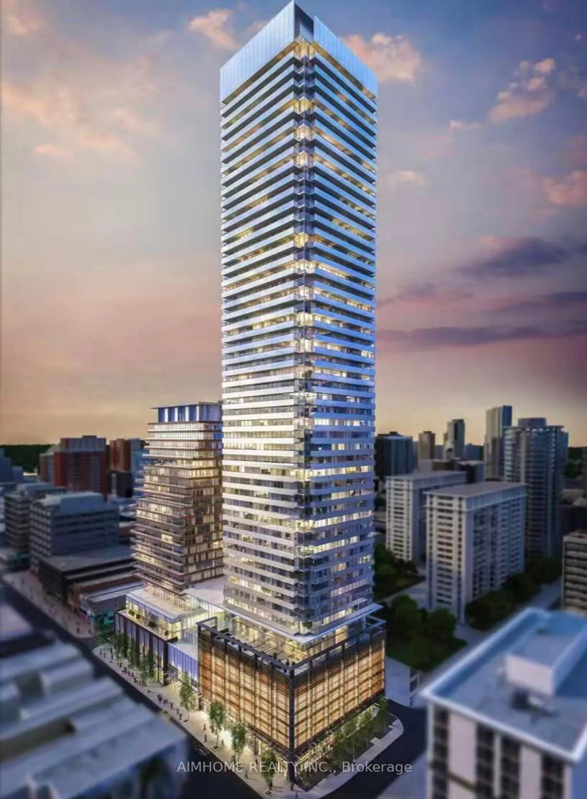 Front of Unit 1511, 501 Yonge Street