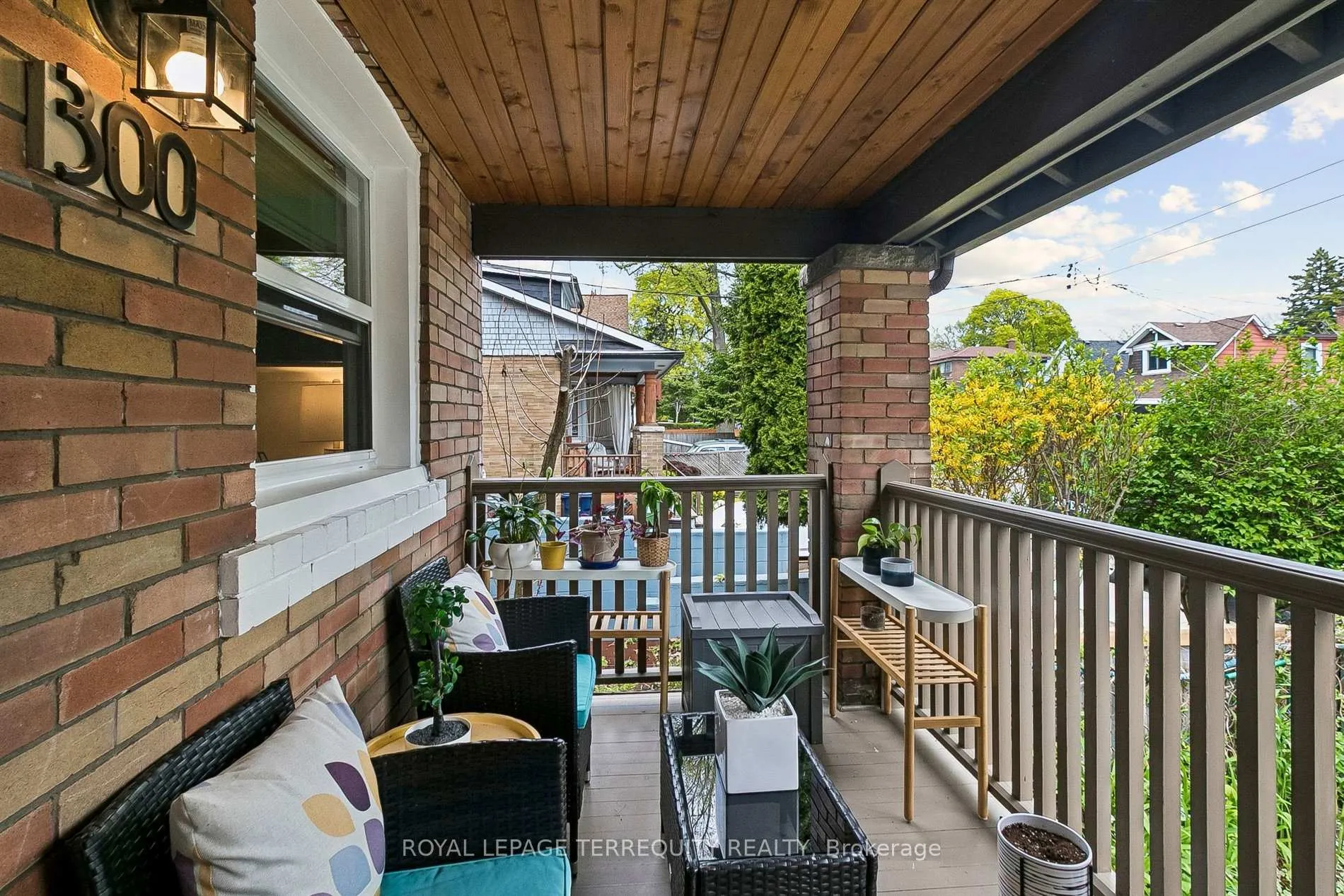 Photo 6 of 300 Rhodes Avenue, Toronto, Greenwood-Coxwell — HOMEH