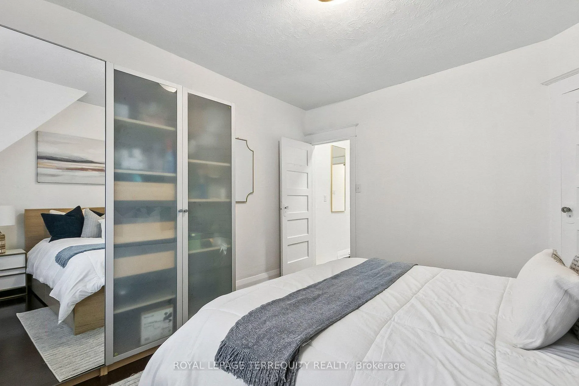 Photo 36 of 300 Rhodes Avenue, Toronto, Greenwood-Coxwell — HOMEH