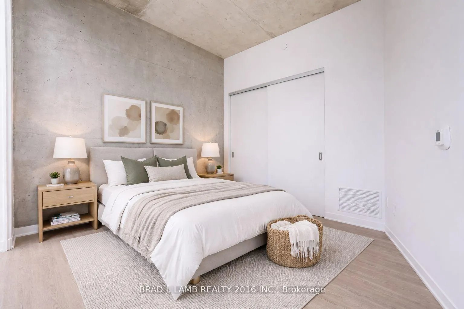 Photo 5 of Unit 1204, 284 King Street E, Toronto, Moss Park — HOMEH
