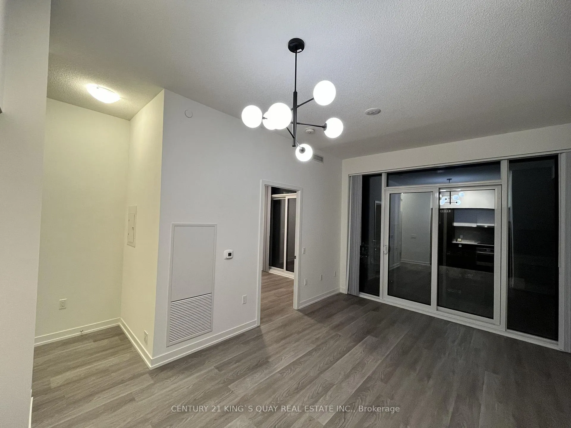 Photo 9 of Unit 4111, 55 Cooper Street, Toronto, Waterfront Communities — HOMEH