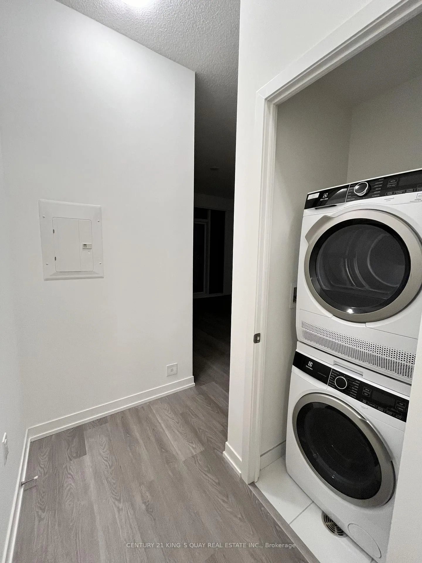Photo 15 of Unit 4111, 55 Cooper Street, Toronto, Waterfront Communities — HOMEH