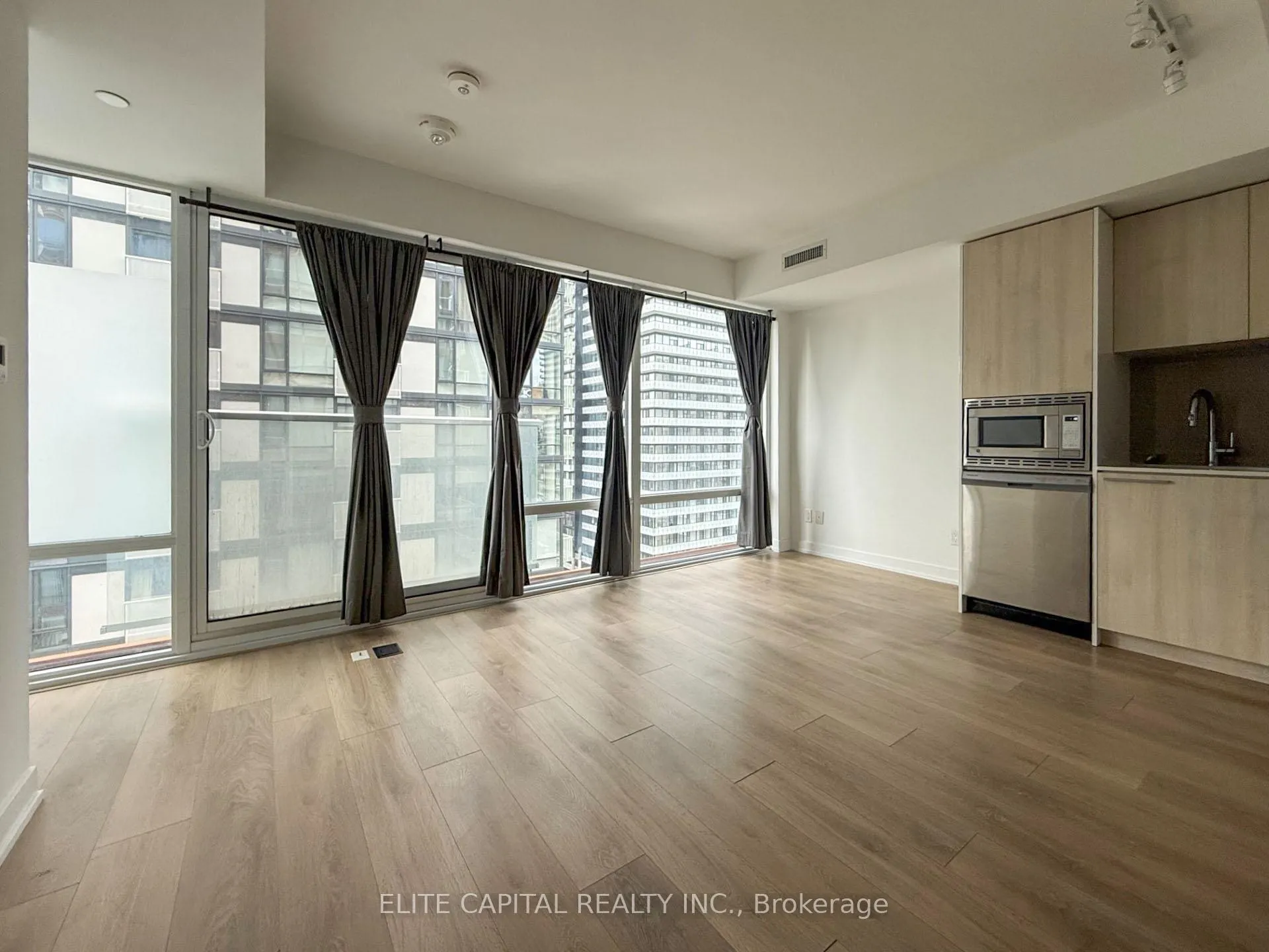 Photo 1 of Unit 1304, 18 Maitland Terrace, Toronto, Church-Yonge Corridor — HOMEH