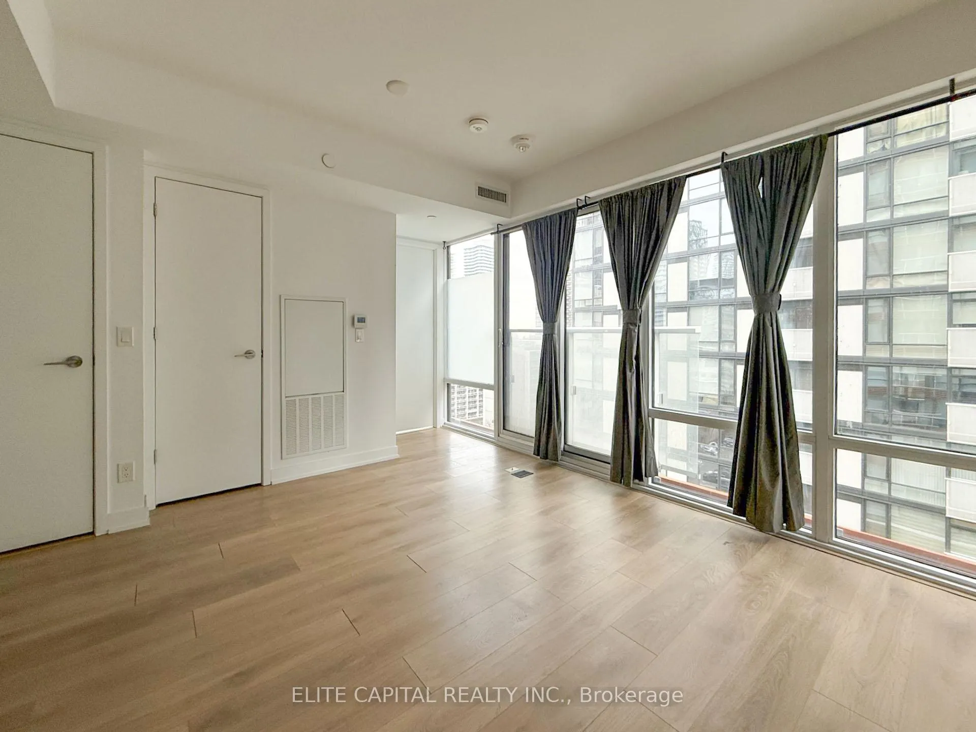 Photo 3 of Unit 1304, 18 Maitland Terrace, Toronto, Church-Yonge Corridor — HOMEH