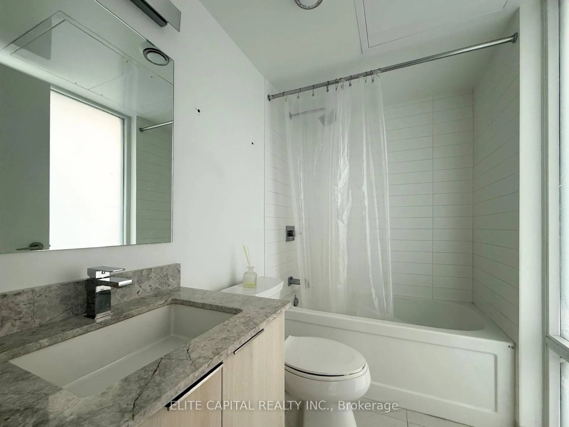 Photo 5 of Unit 1304, 18 Maitland Terrace, Toronto, Church-Yonge Corridor — HOMEH