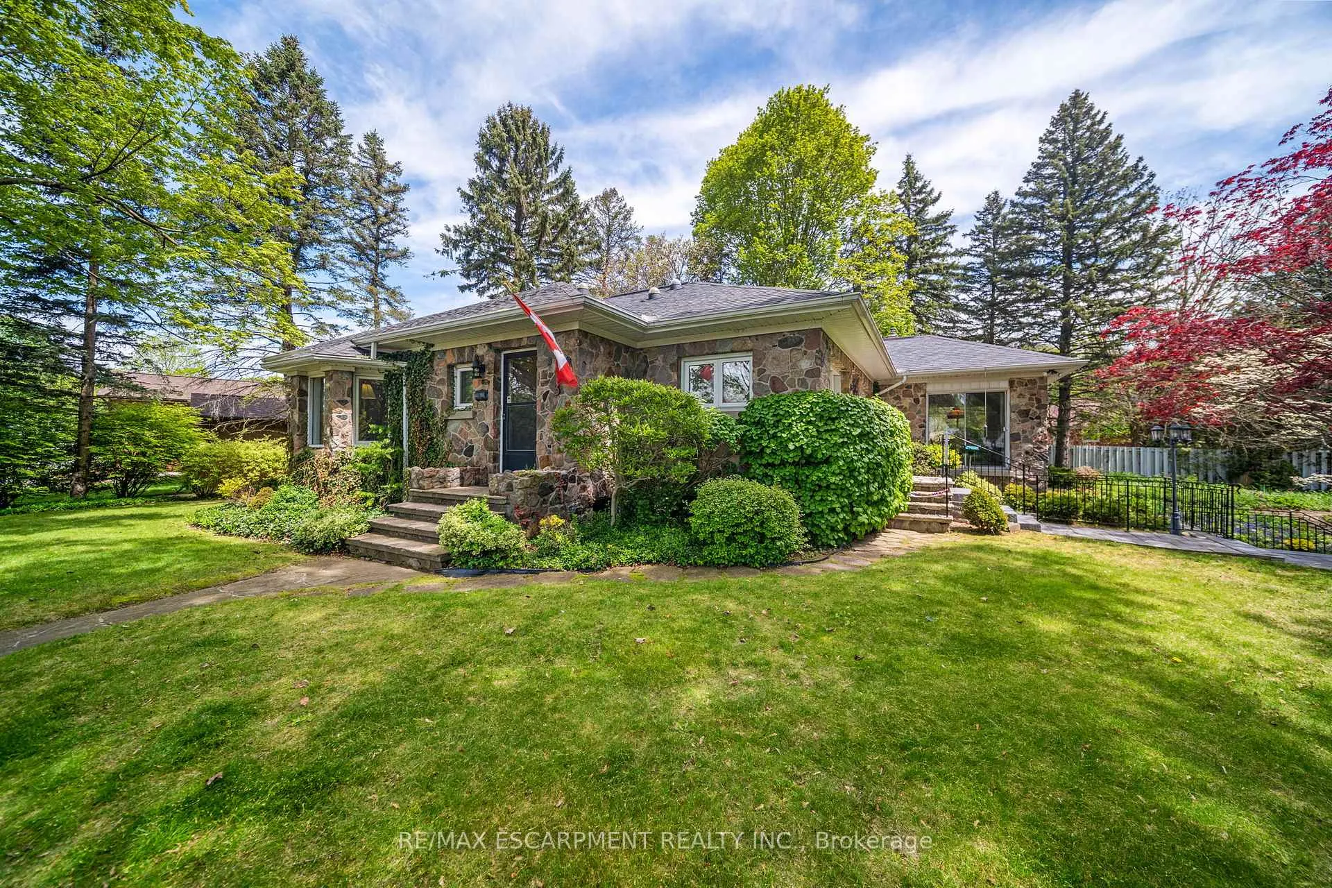 Photo 1 of 133 McCall Crescent, Norfolk, Simcoe — HOMEH