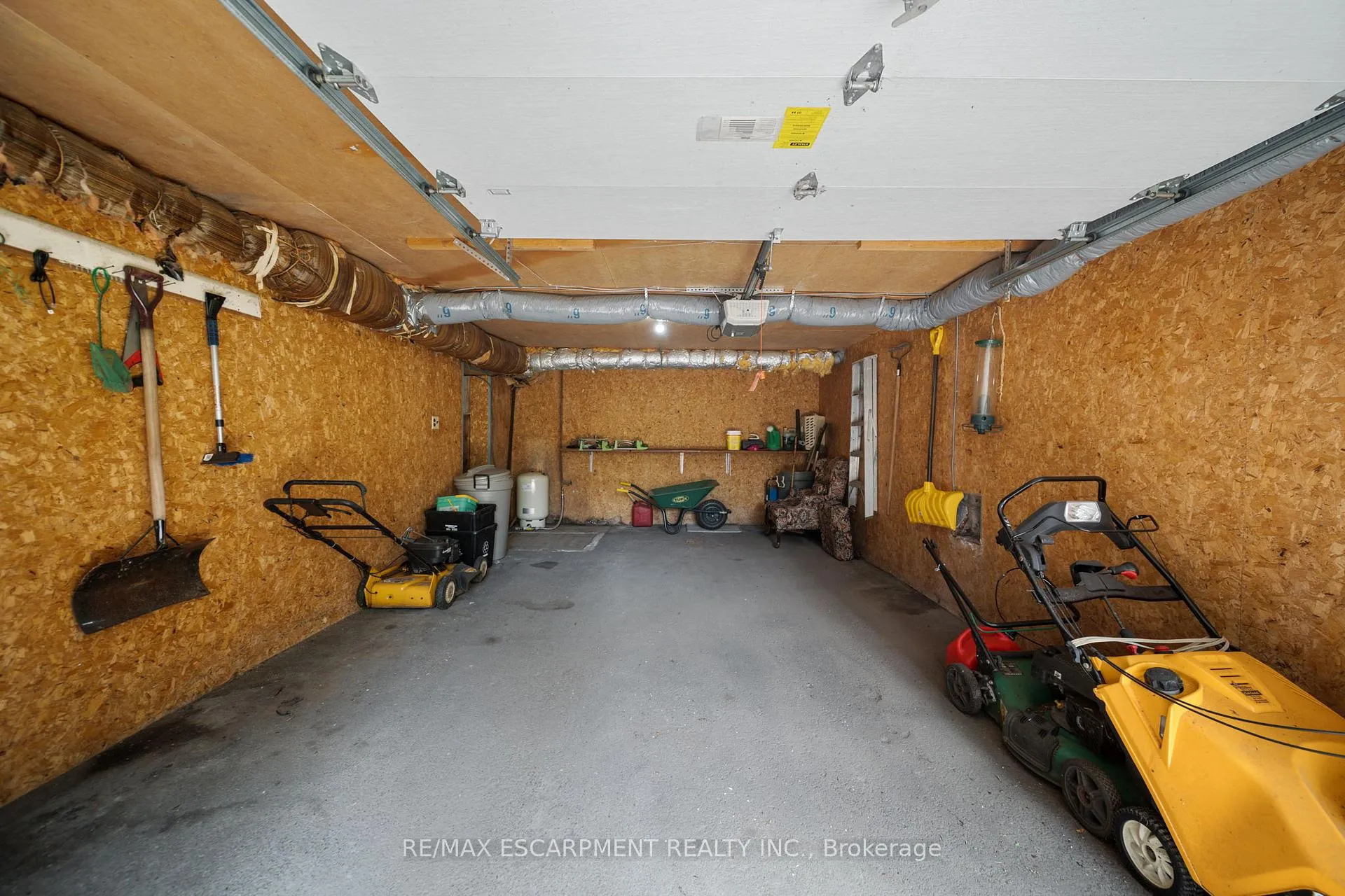 Photo 42 of 133 McCall Crescent, Norfolk, Simcoe — HOMEH