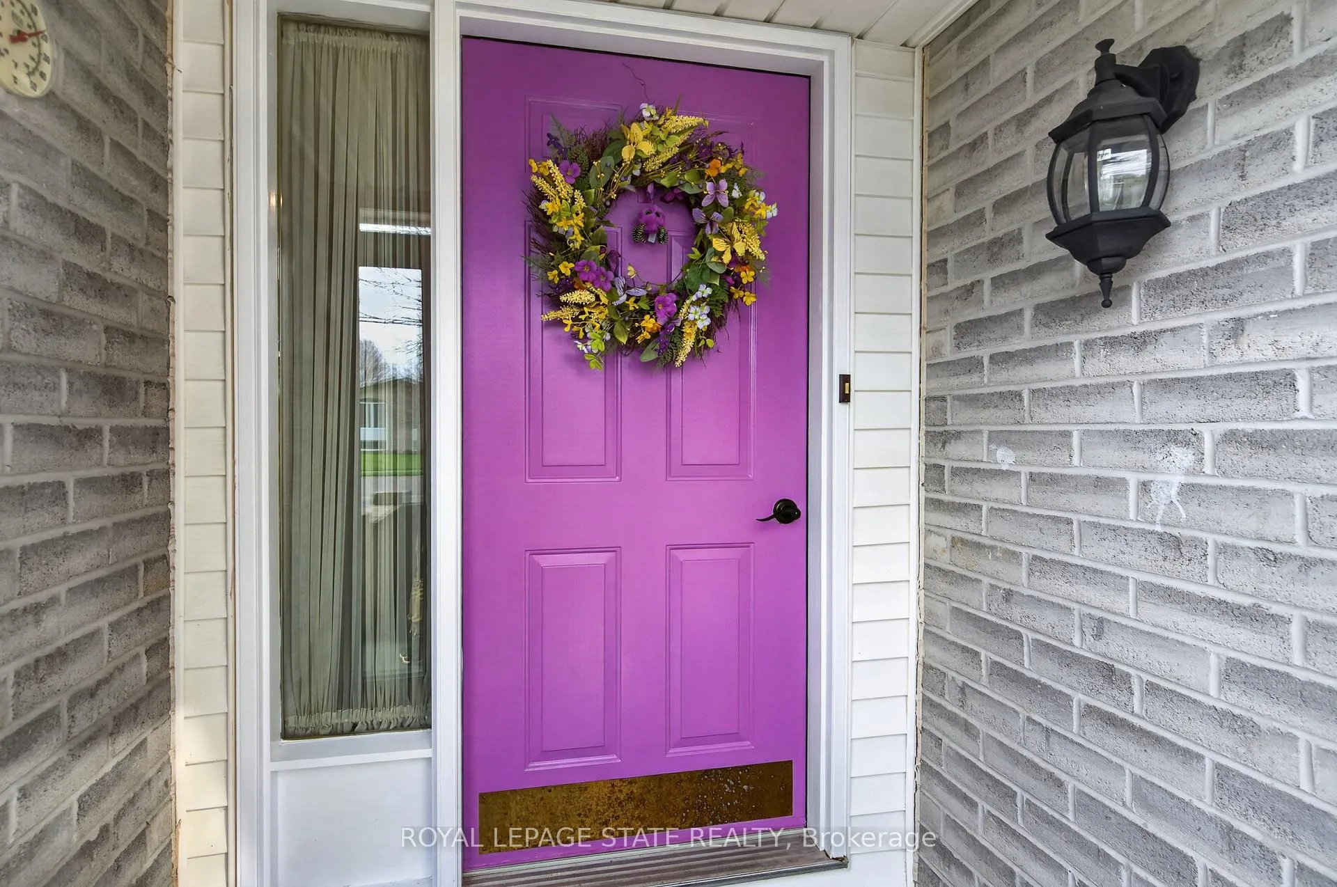 Photo 6 of 328 MacCrae Drive, Haldimand — HOMEH