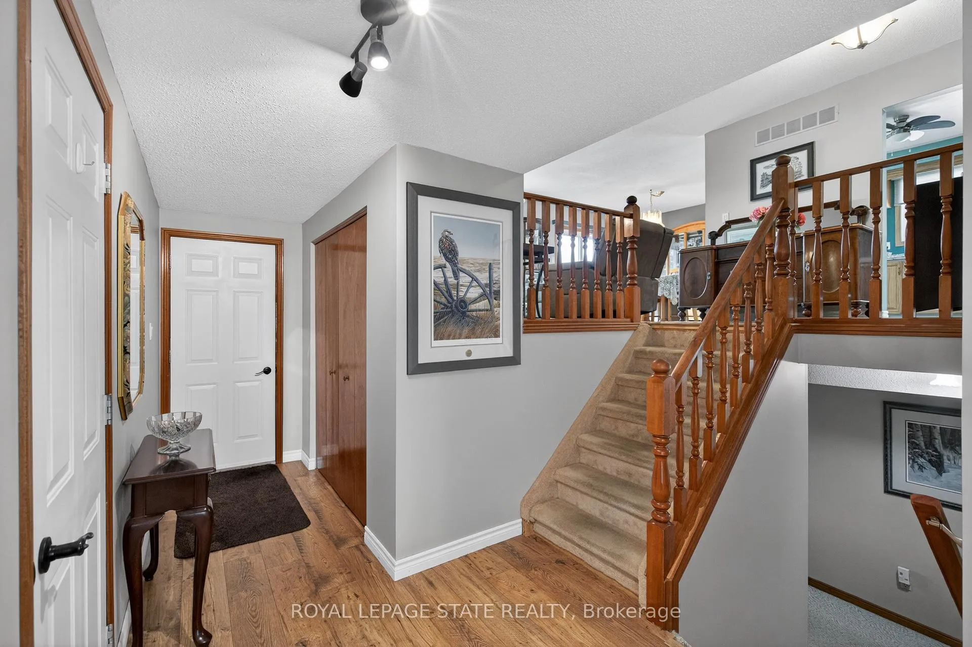 Photo 8 of 328 MacCrae Drive, Haldimand — HOMEH