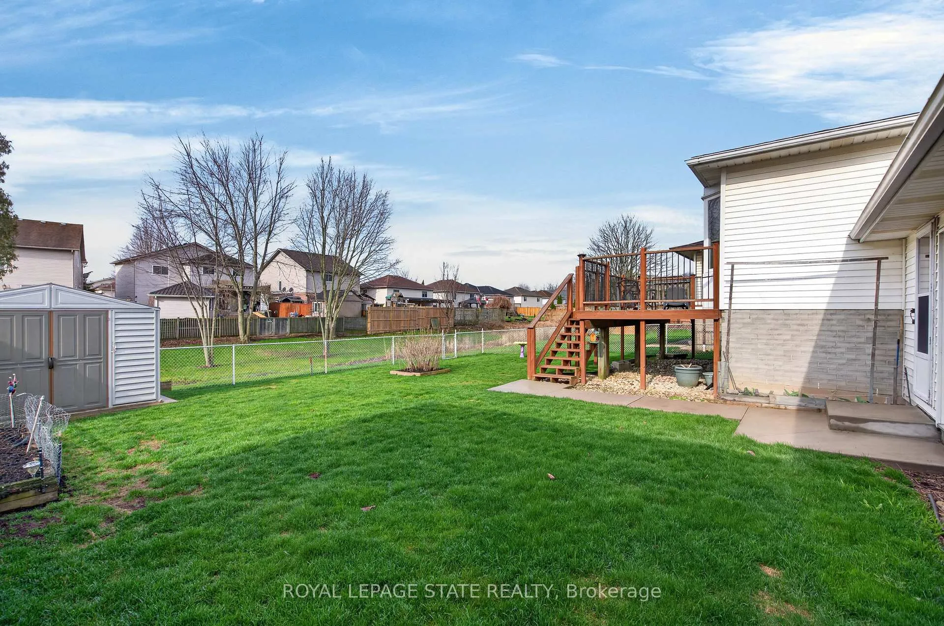 Photo 38 of 328 MacCrae Drive, Haldimand — HOMEH