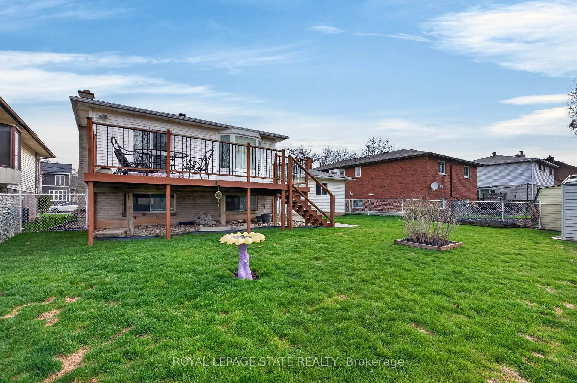 Photo 40 of 328 MacCrae Drive, Haldimand — HOMEH