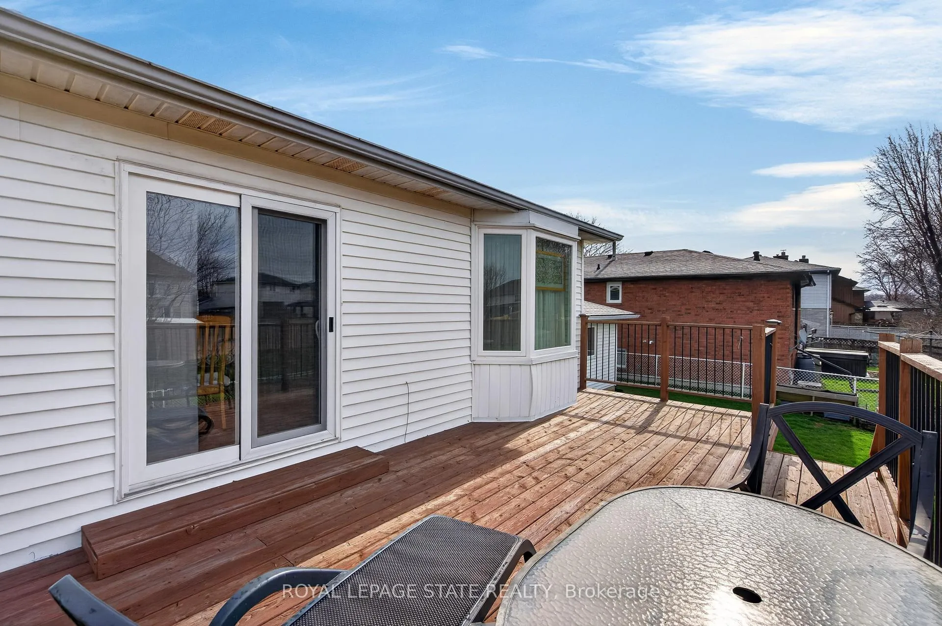 Photo 45 of 328 MacCrae Drive, Haldimand — HOMEH