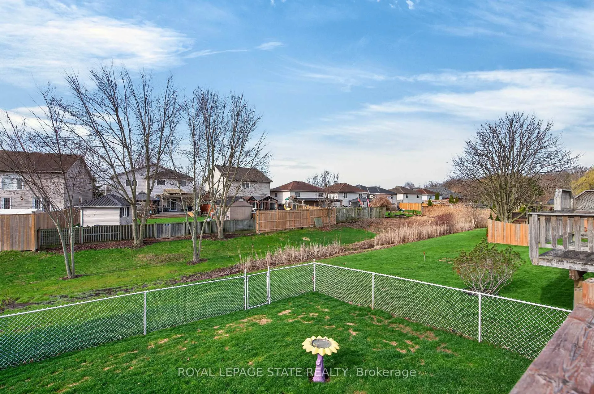 Photo 48 of 328 MacCrae Drive, Haldimand — HOMEH