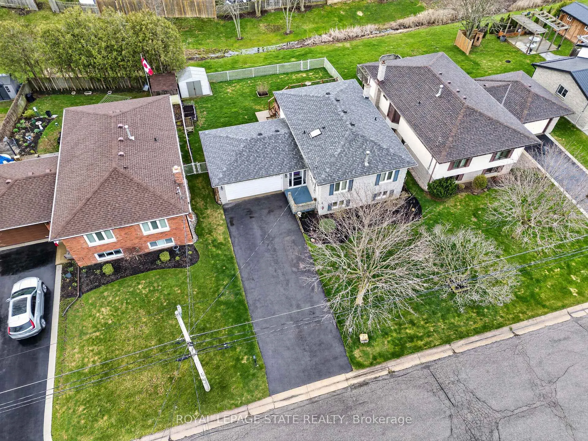 Photo 49 of 328 MacCrae Drive, Haldimand — HOMEH