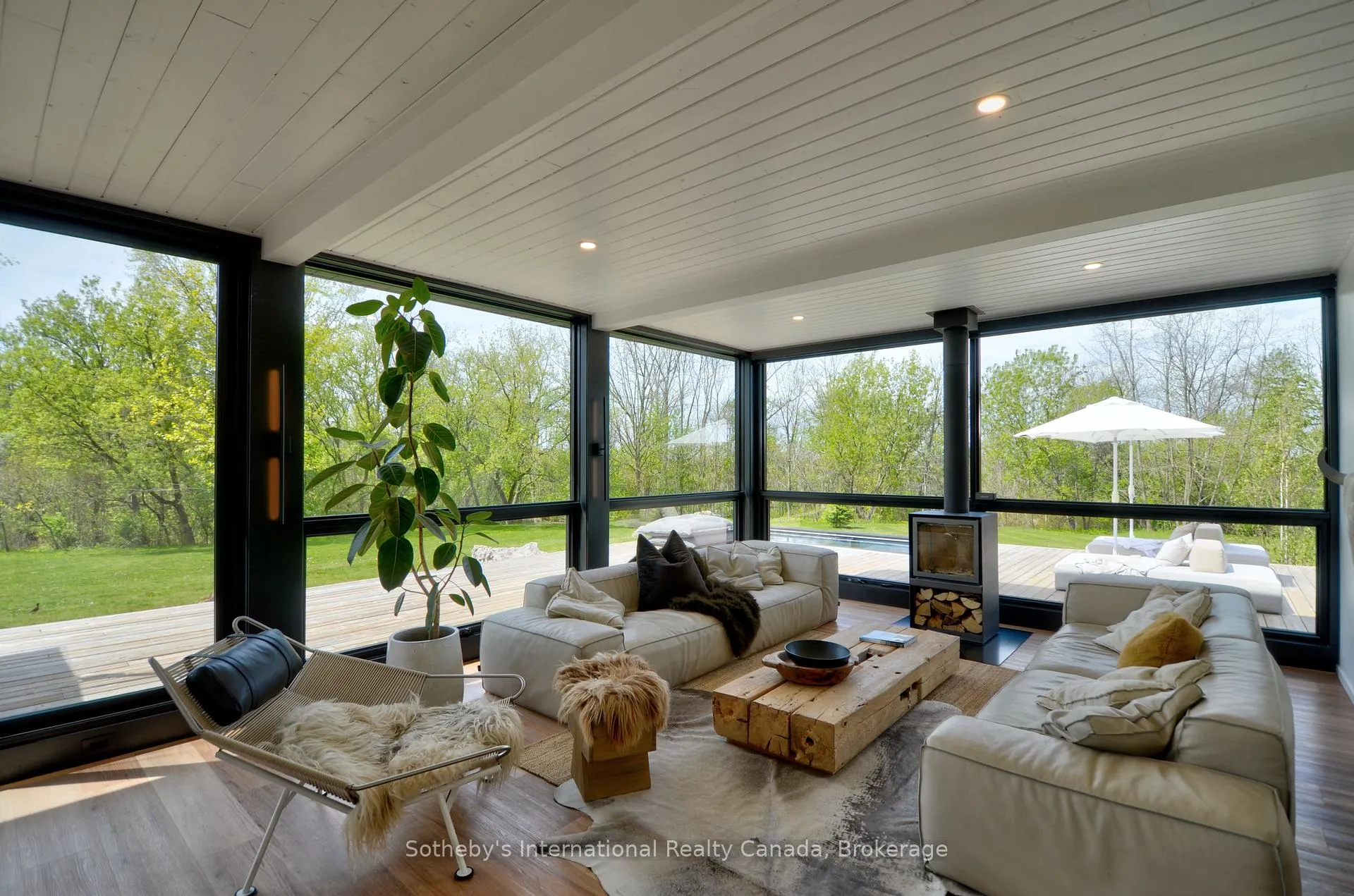 Photo 44 of 10 Eureka Street, Lambton Shores, Forest — HOMEH