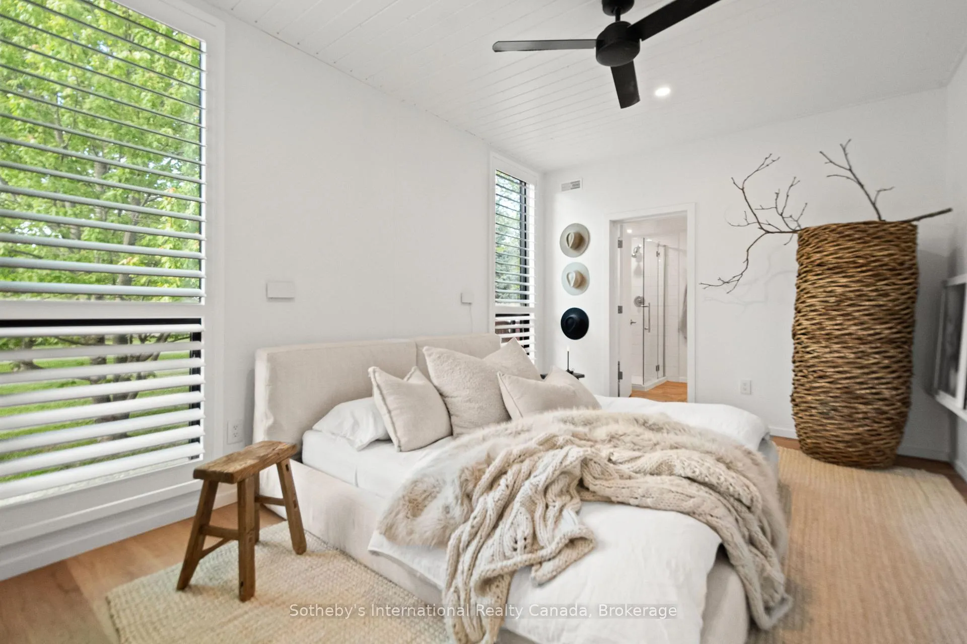 Photo 23 of 10 Eureka Street, Lambton Shores, Forest — HOMEH
