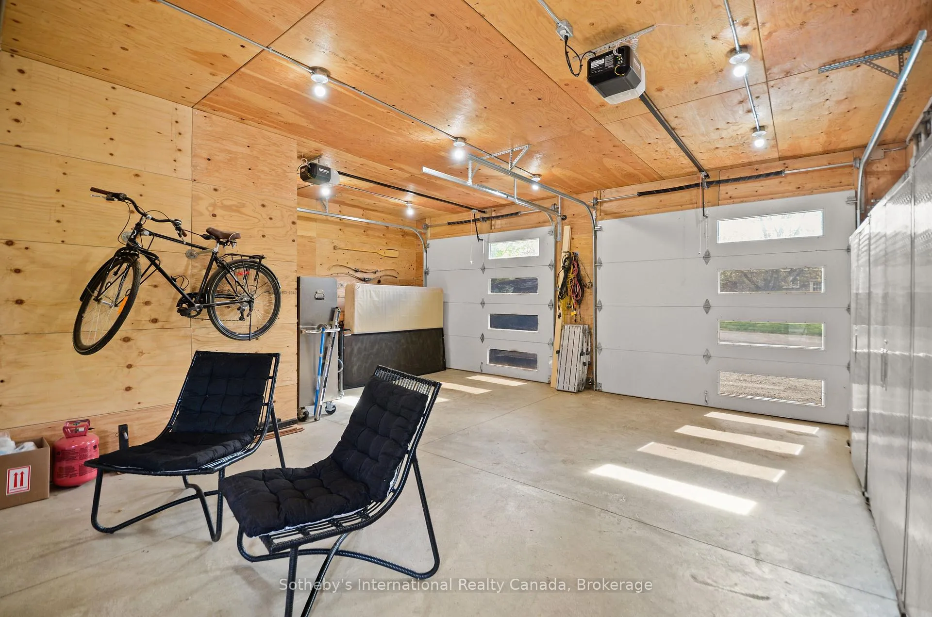 Photo 41 of 10 Eureka Street, Lambton Shores, Forest — HOMEH