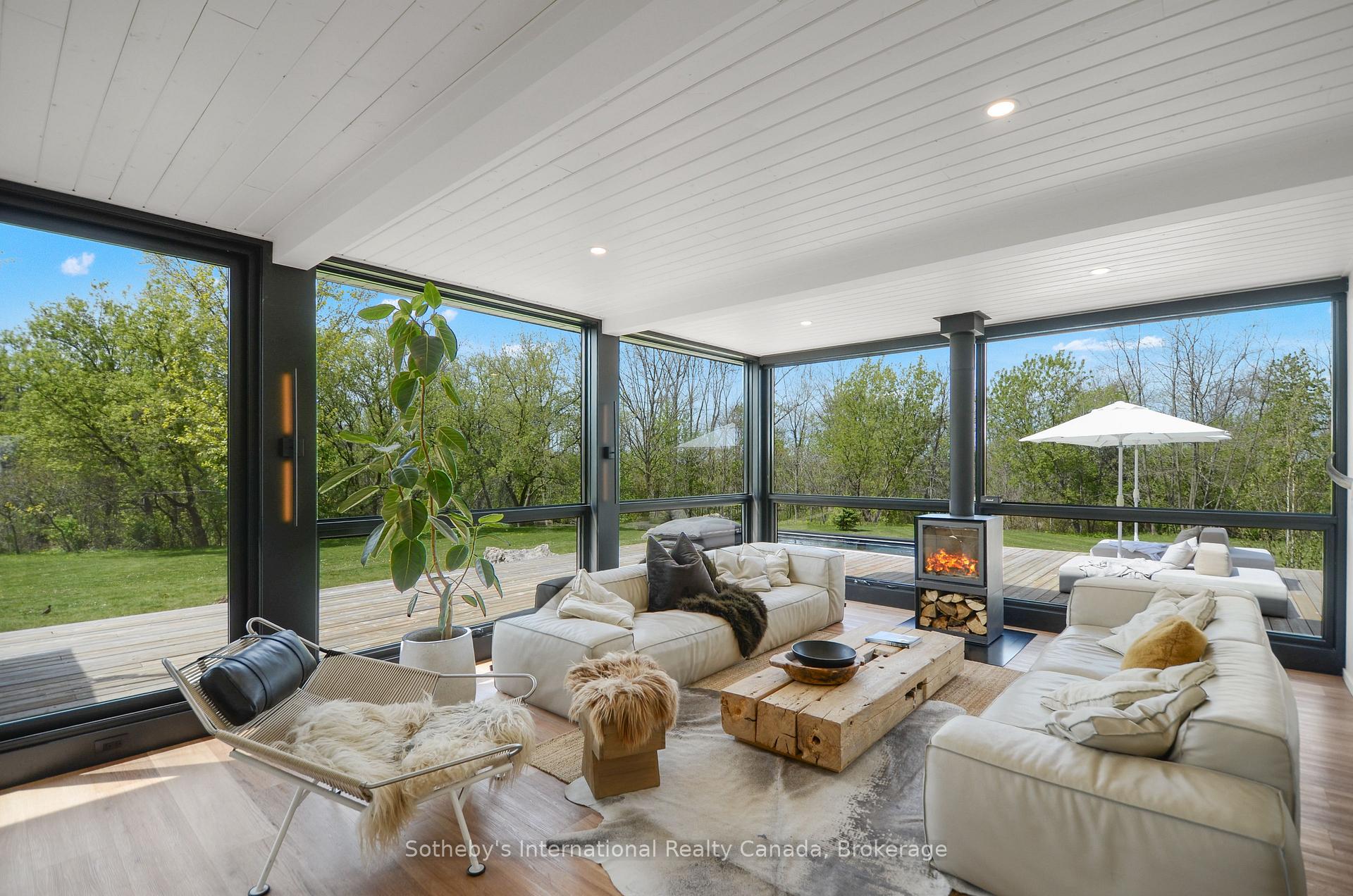 Photo 8 of 10 Eureka Street, Lambton Shores, Forest — HOMEH