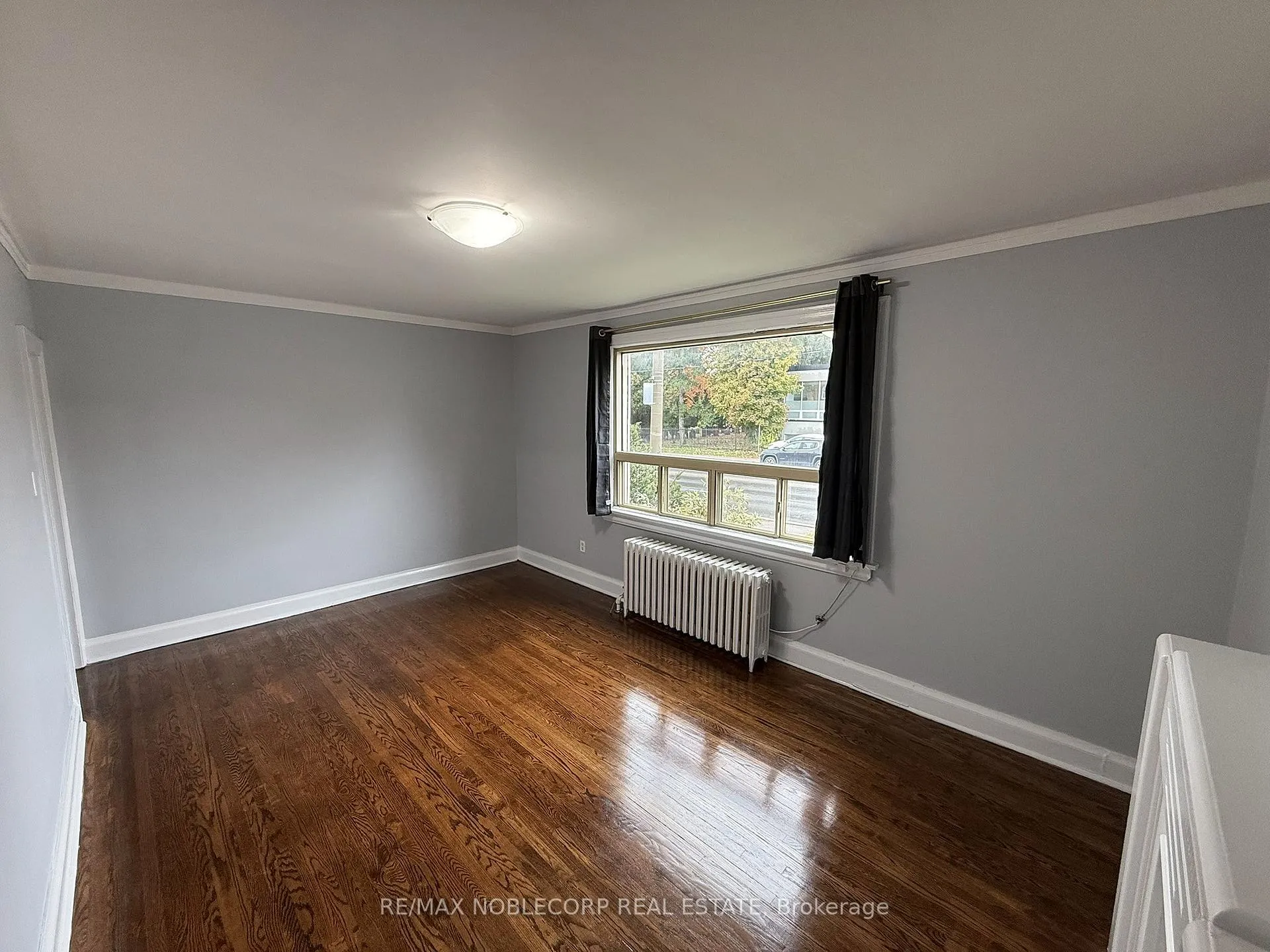 Photo 11 of Unit 1, 1377 Bayview Avenue, Toronto, Leaside — HOMEH