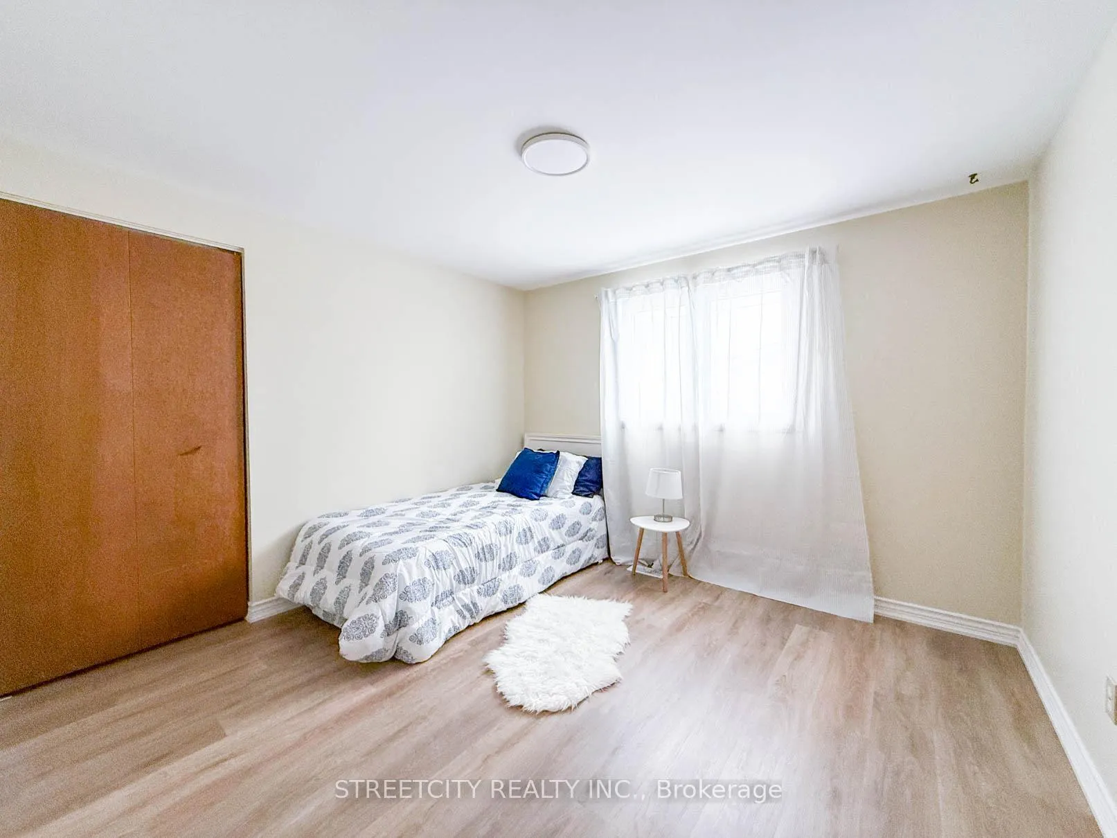 Photo 7 of 785 Ross Avenue, Sarnia — HOMEH