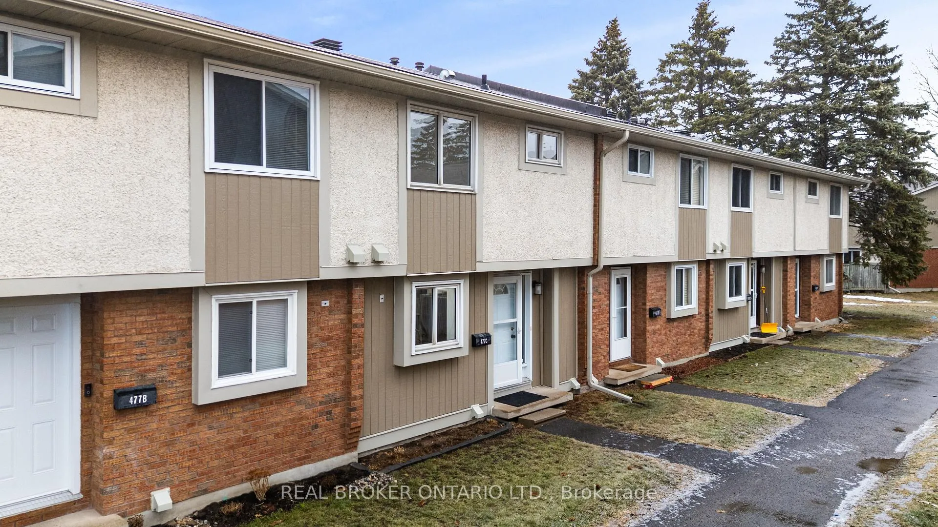 Photo 2 of Unit C, 477 Moodie Drive, Ottawa, Arbeatha Park — HOMEH