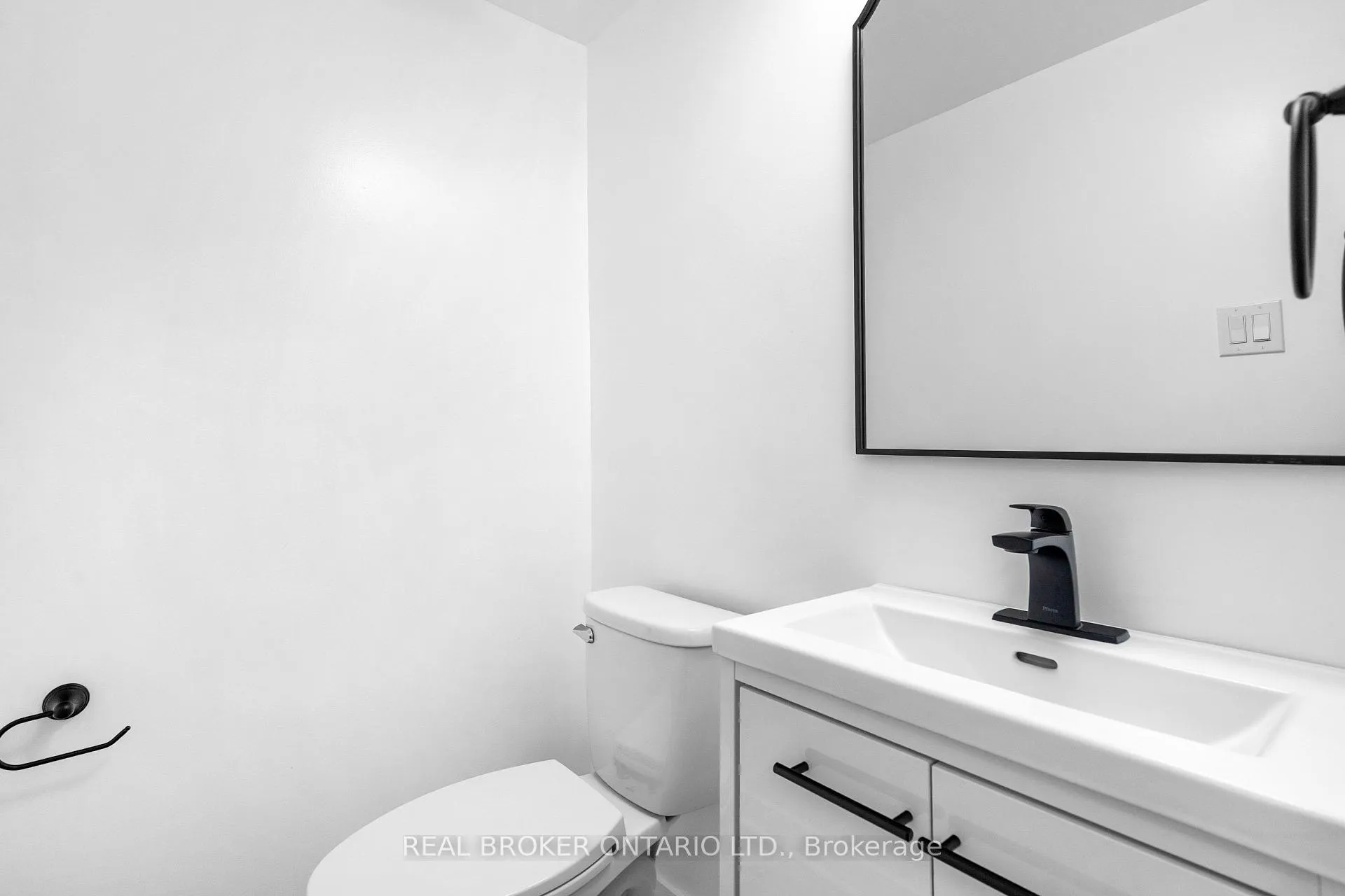 Photo 37 of Unit C, 477 Moodie Drive, Ottawa, Arbeatha Park — HOMEH