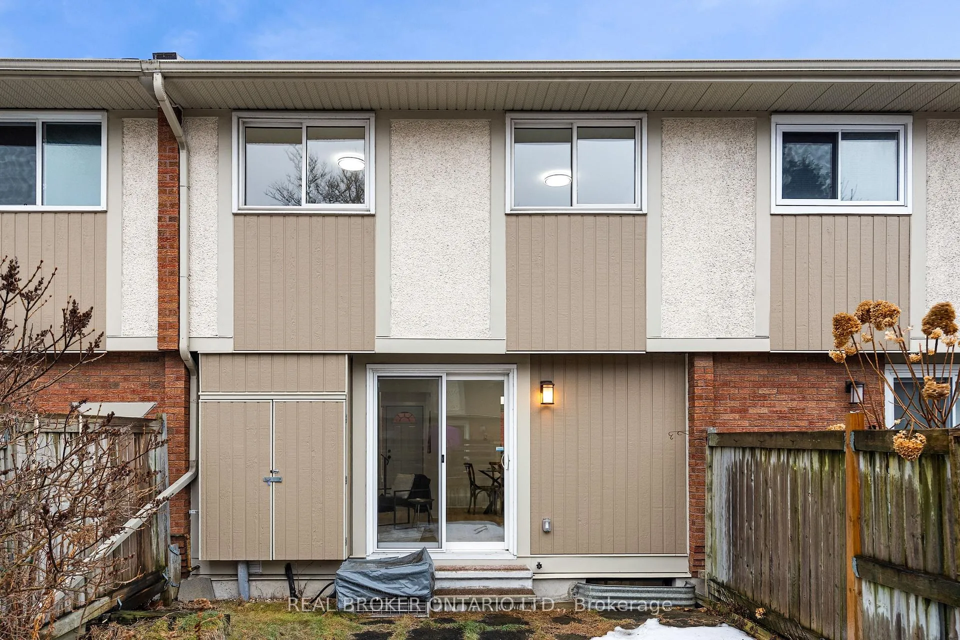 Photo 40 of Unit C, 477 Moodie Drive, Ottawa, Arbeatha Park — HOMEH