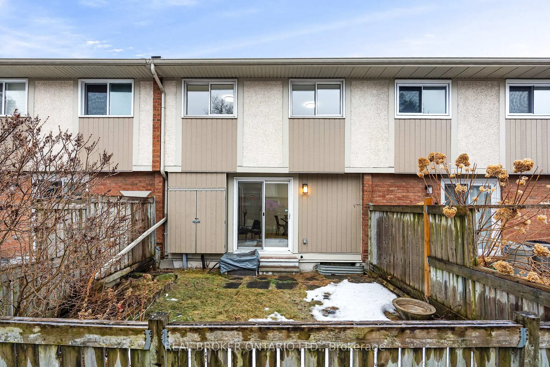 Photo 41 of Unit C, 477 Moodie Drive, Ottawa, Arbeatha Park — HOMEH