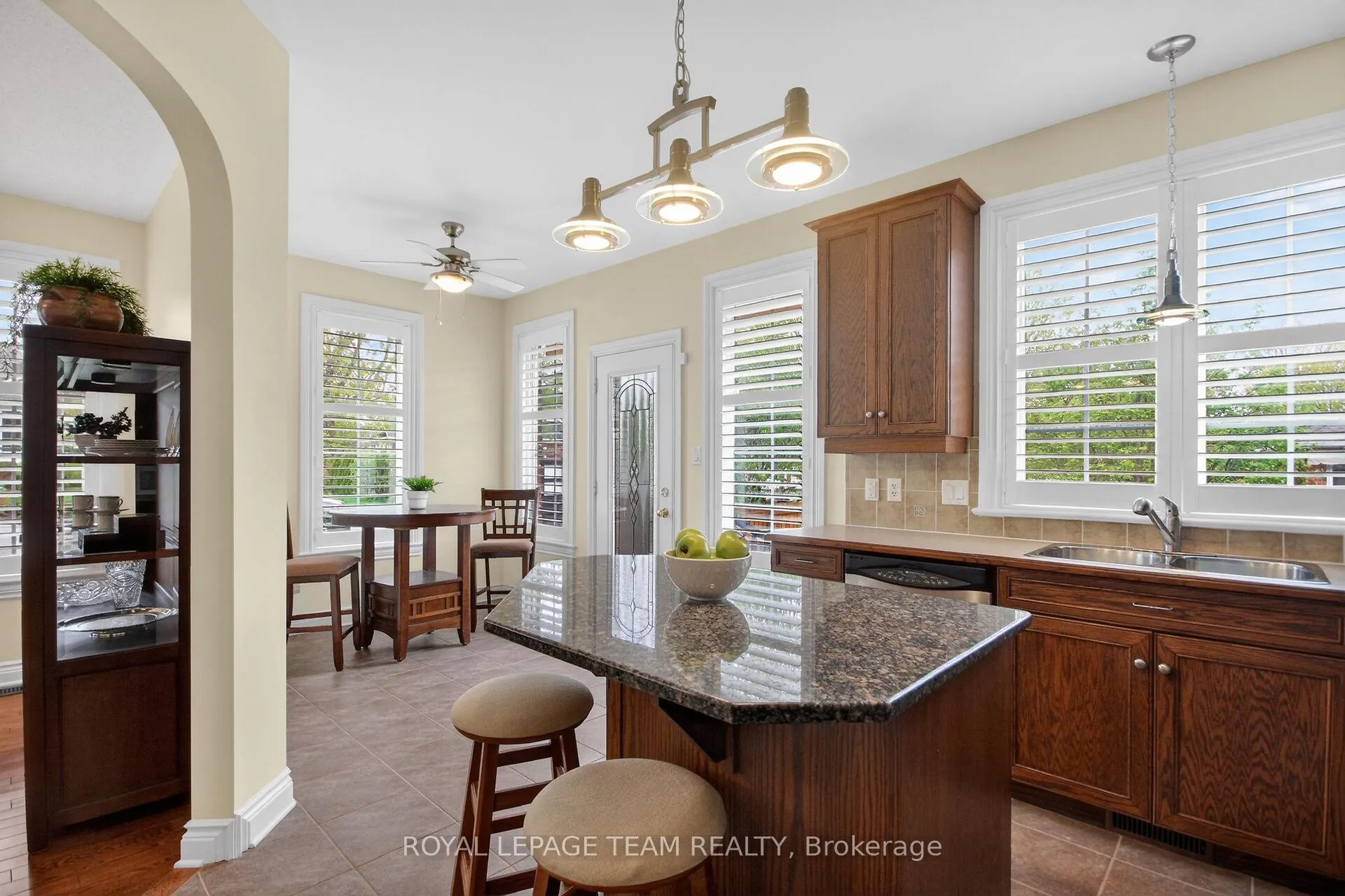 Photo 13 of 259 Cairnsmore Circle, Ottawa, Barrhaven - Stonebridge — HOMEH