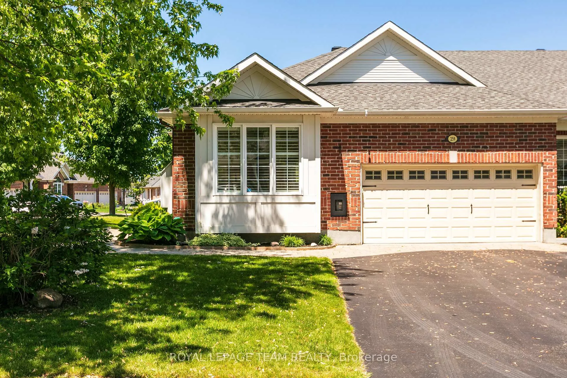 Photo 4 of 259 Cairnsmore Circle, Ottawa, Barrhaven - Stonebridge — HOMEH
