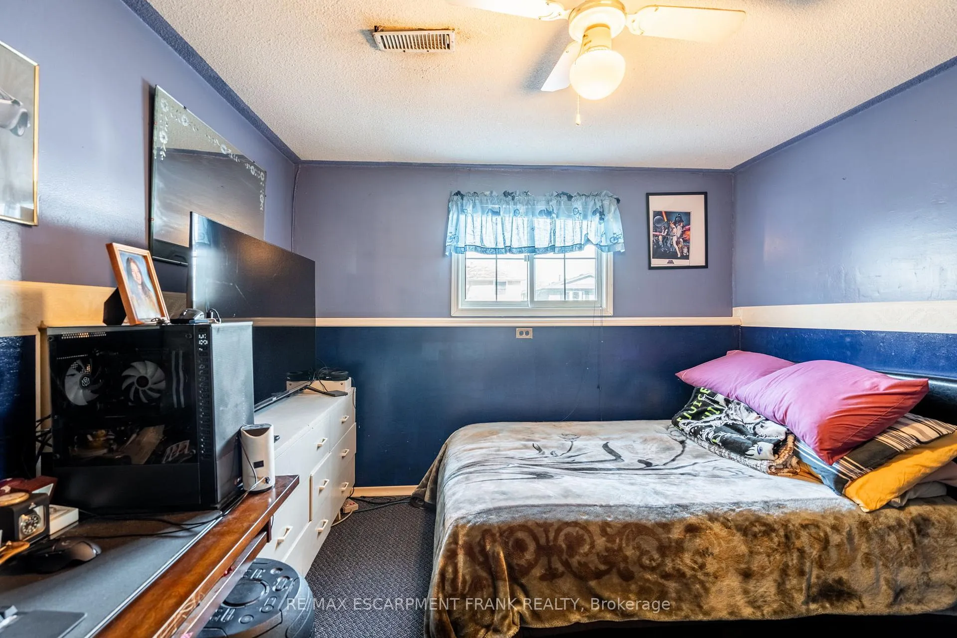Photo 34 of 75 Hanover Place, Hamilton, Vincent — HOMEH