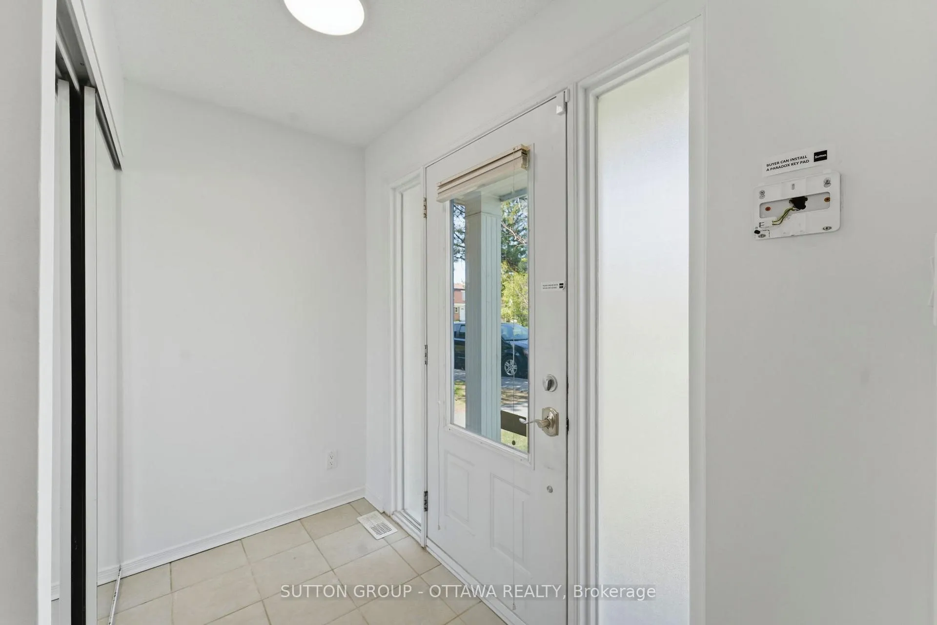 Photo 2 of Unit 54, 920 Dynes Road, Ottawa, Carleton Square — HOMEH