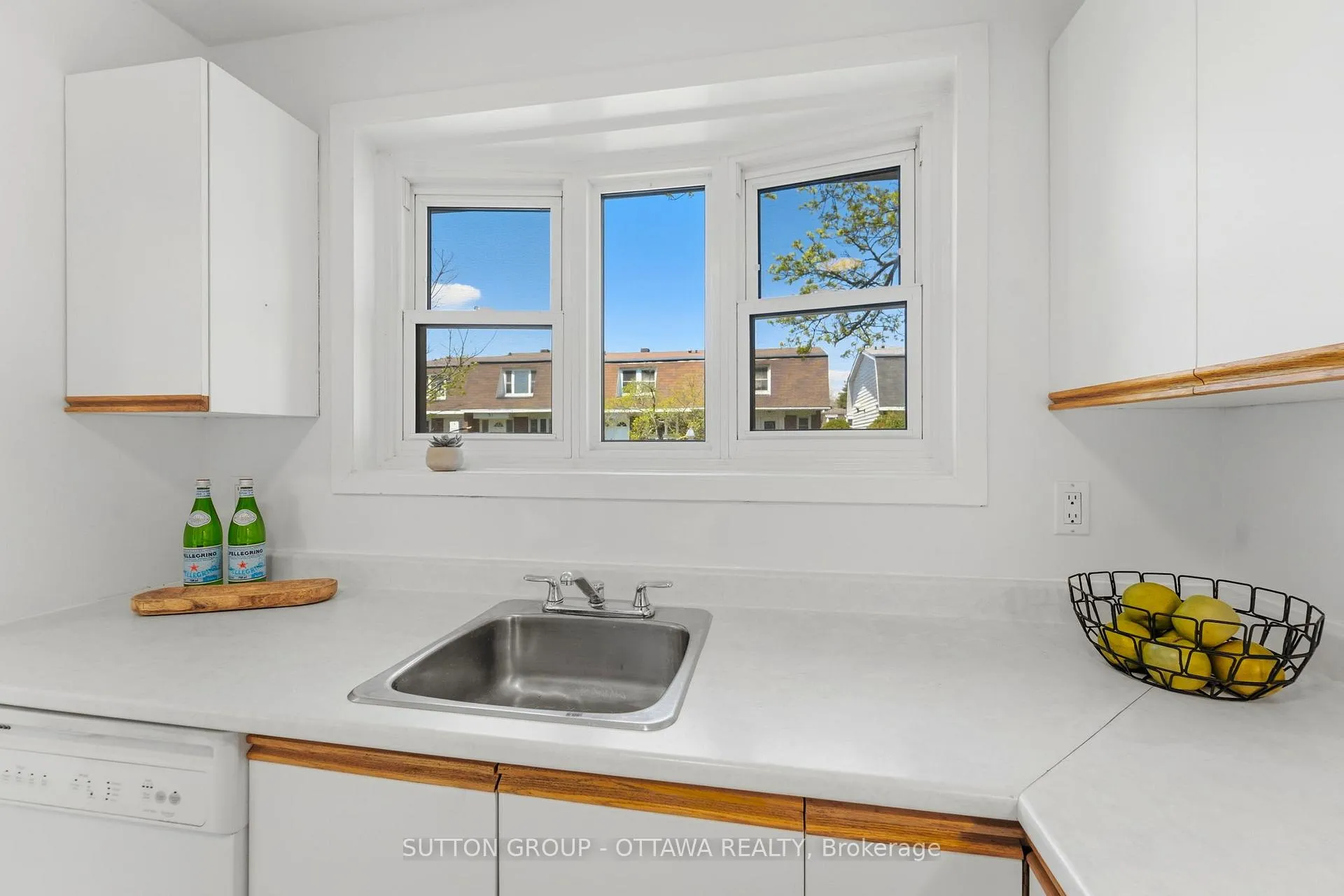 Photo 13 of Unit 54, 920 Dynes Road, Ottawa, Carleton Square — HOMEH