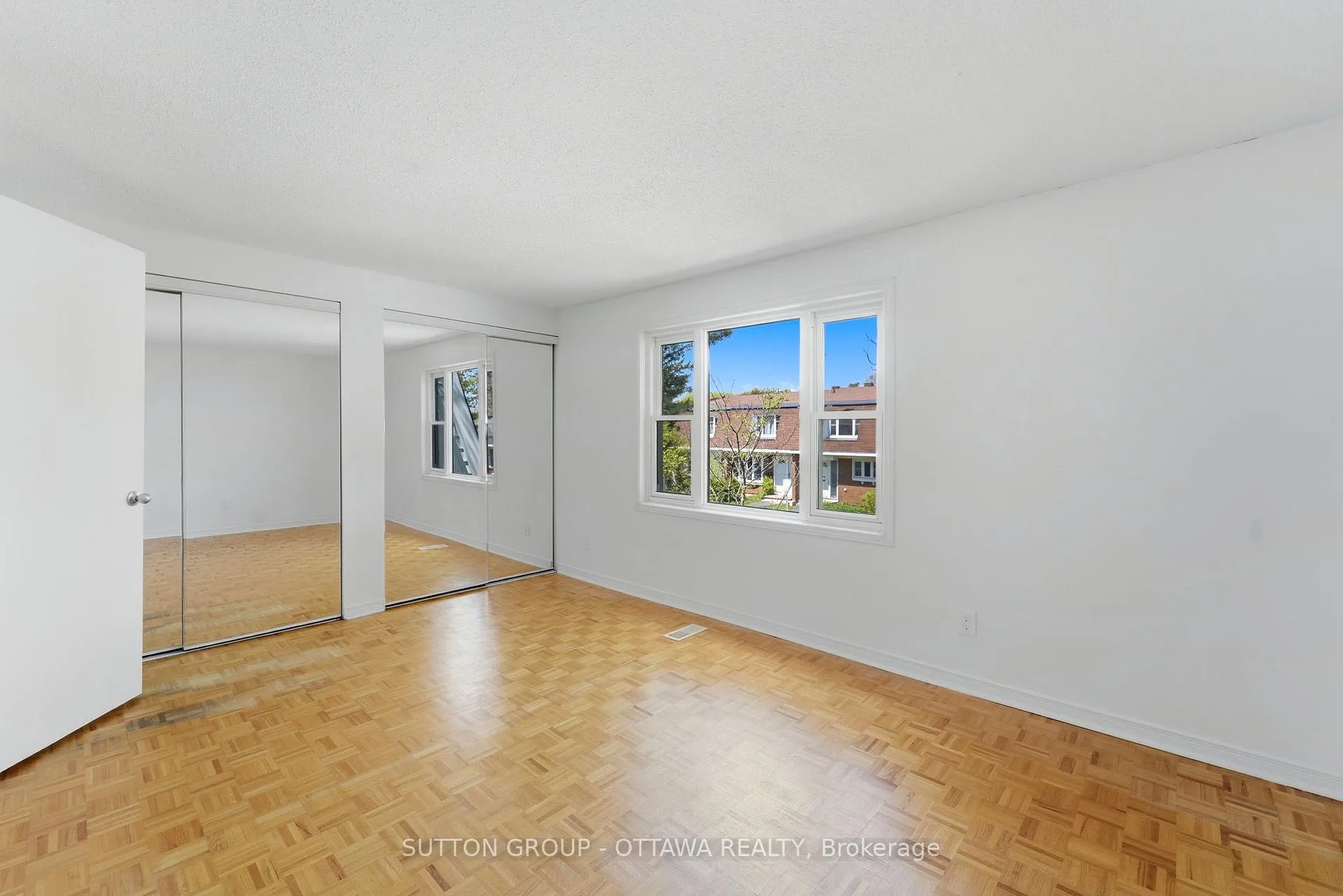 Photo 20 of Unit 54, 920 Dynes Road, Ottawa, Carleton Square — HOMEH